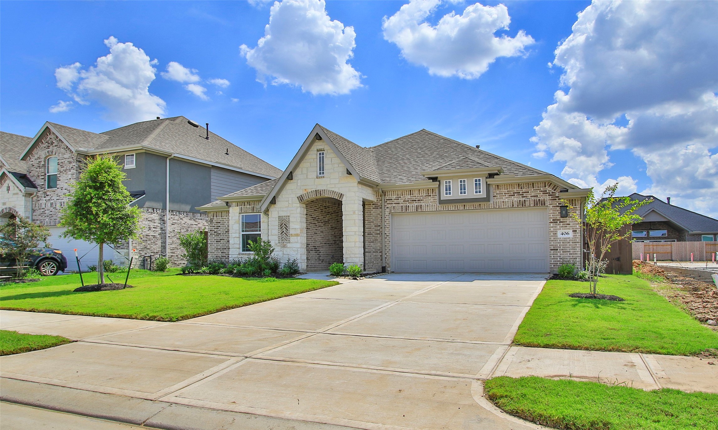406 Stream Bend Way Property Photo 1
