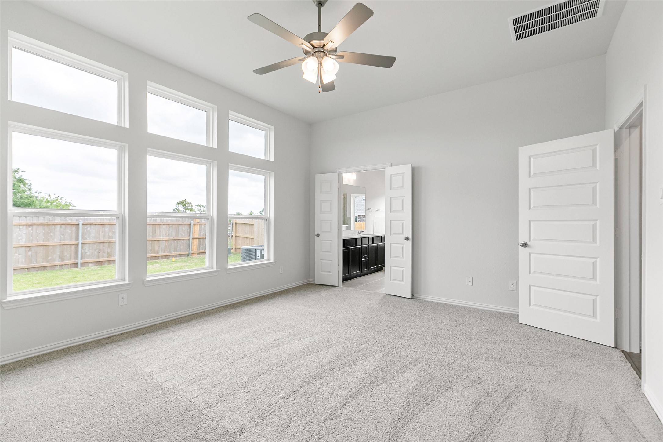 406 Stream Bend Way Property Photo 17