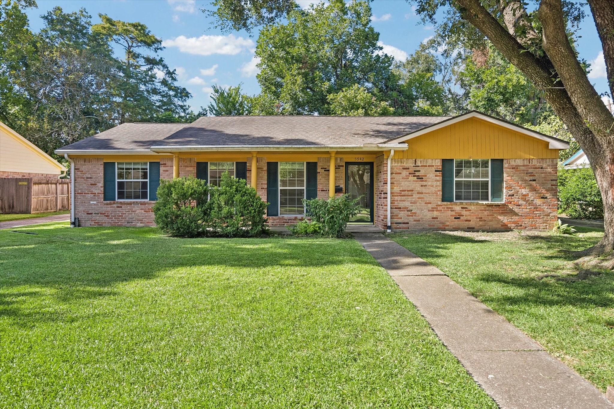 5942 Portal Drive Property Photo 1