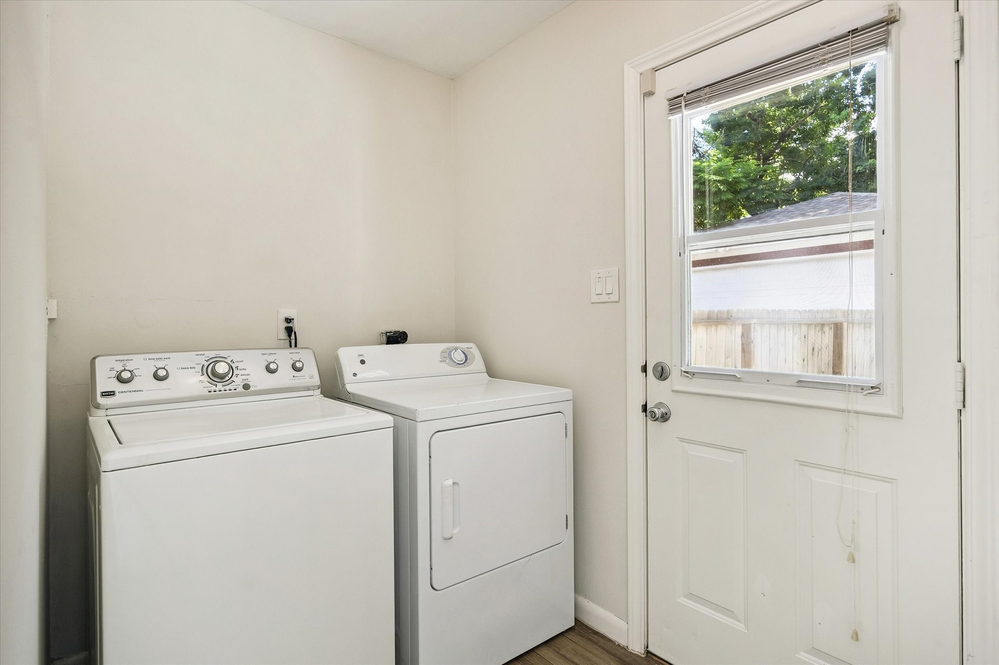 5942 Portal Drive Property Photo 17