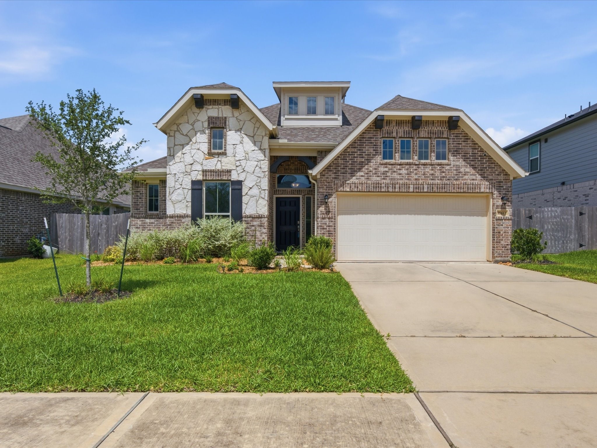 18613 Caney Springs Lane Property Photo 1