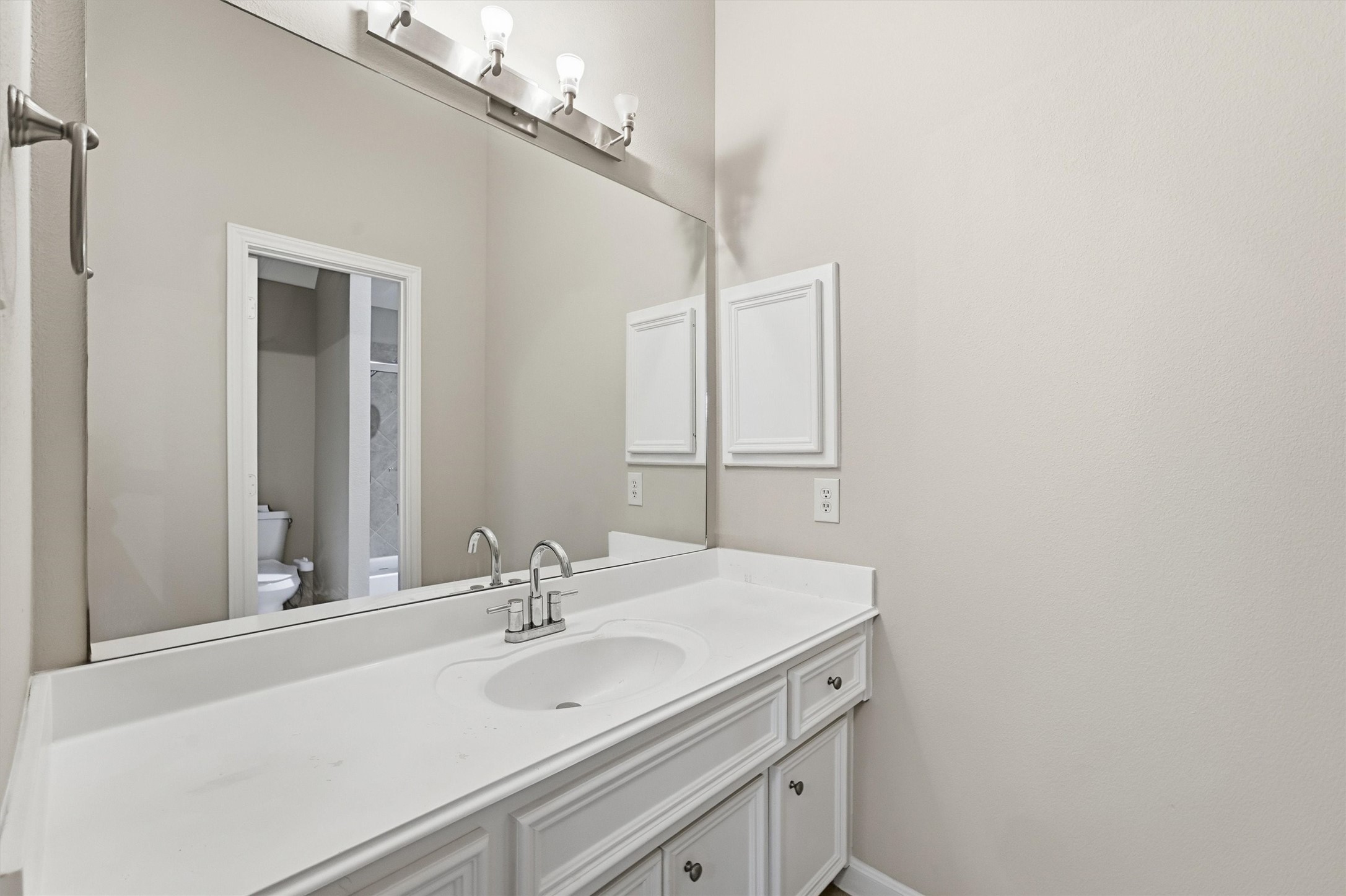 5507 Opal Cove Court Property Photo 22