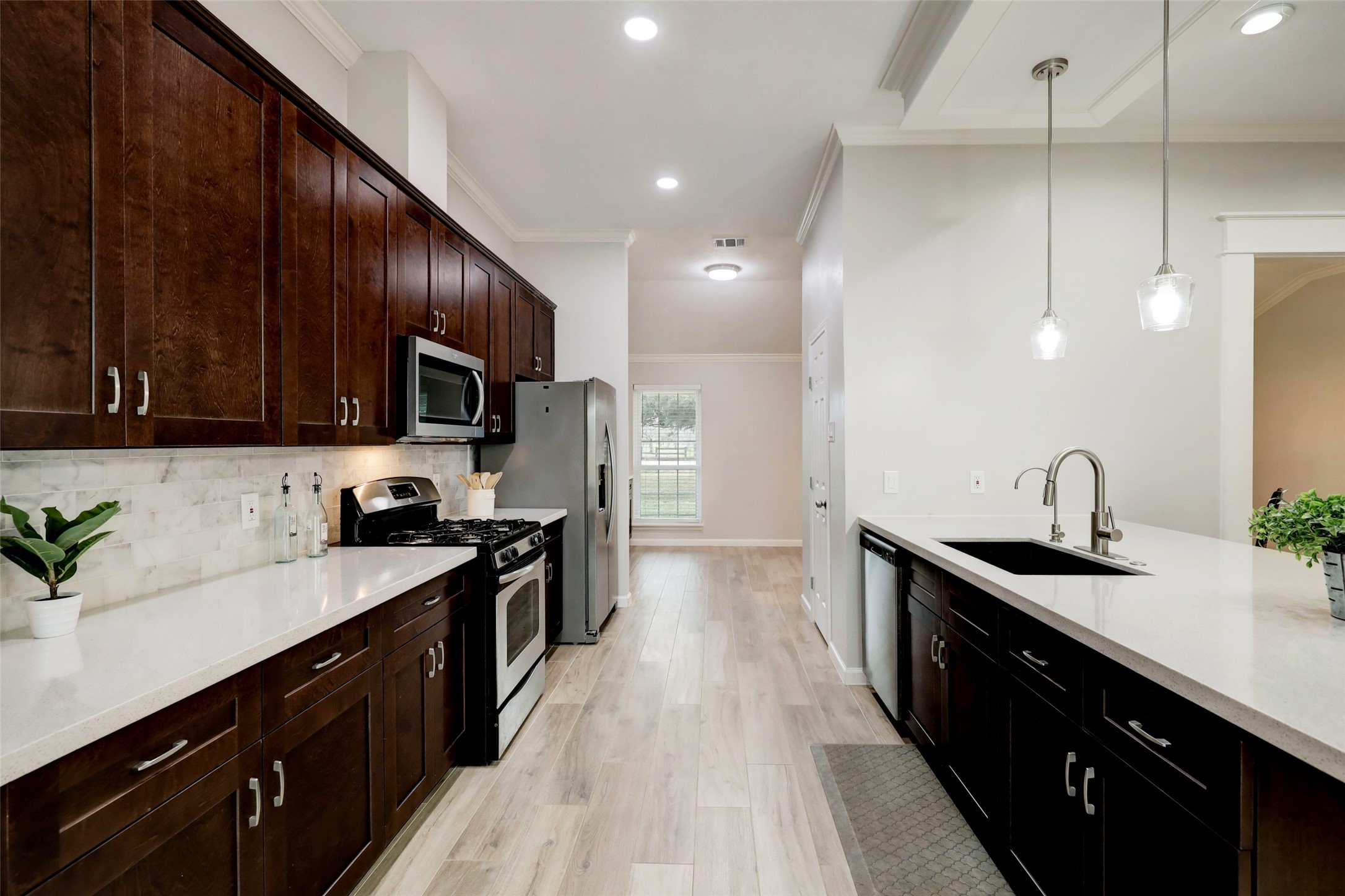 2015 Shadow Ln Lane Property Photo 13