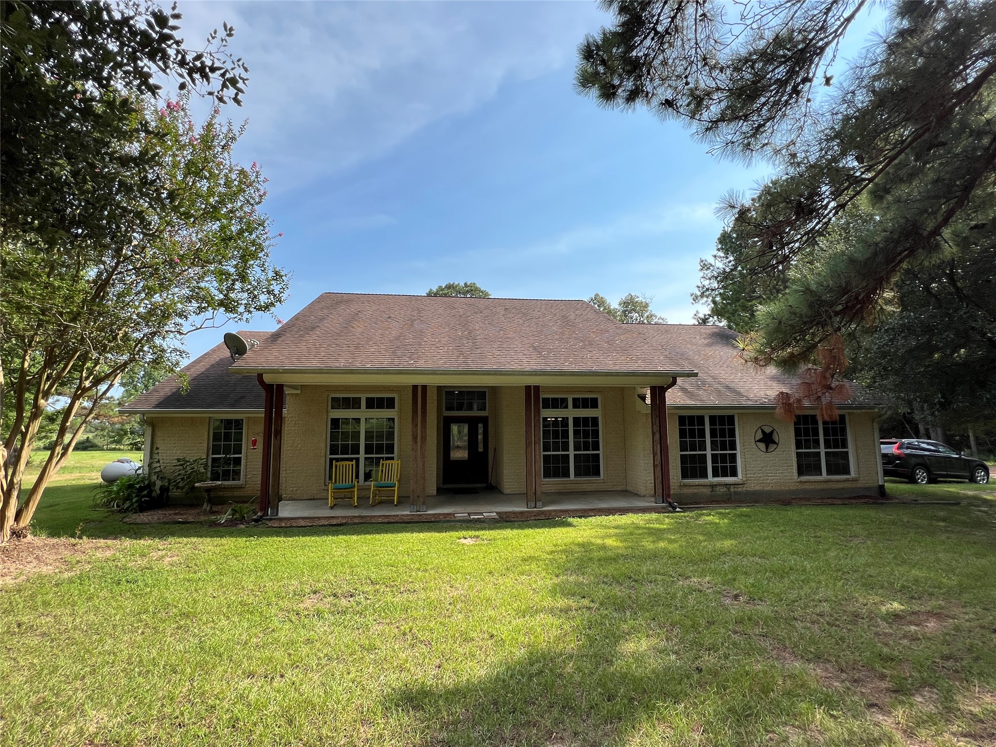 983 Private Road 1320 Property Photo 1