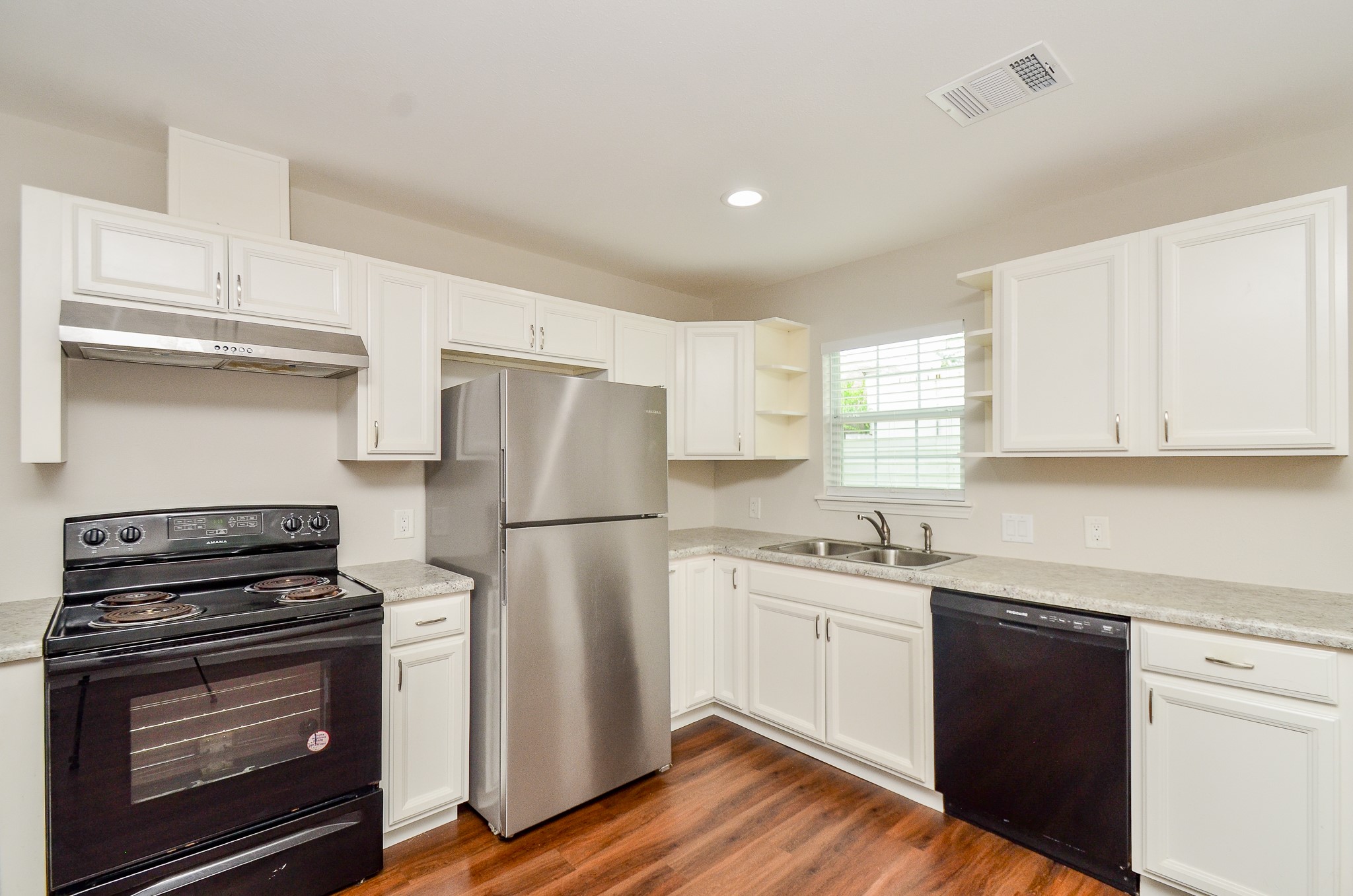 6425 Sidney Street Property Photo 10
