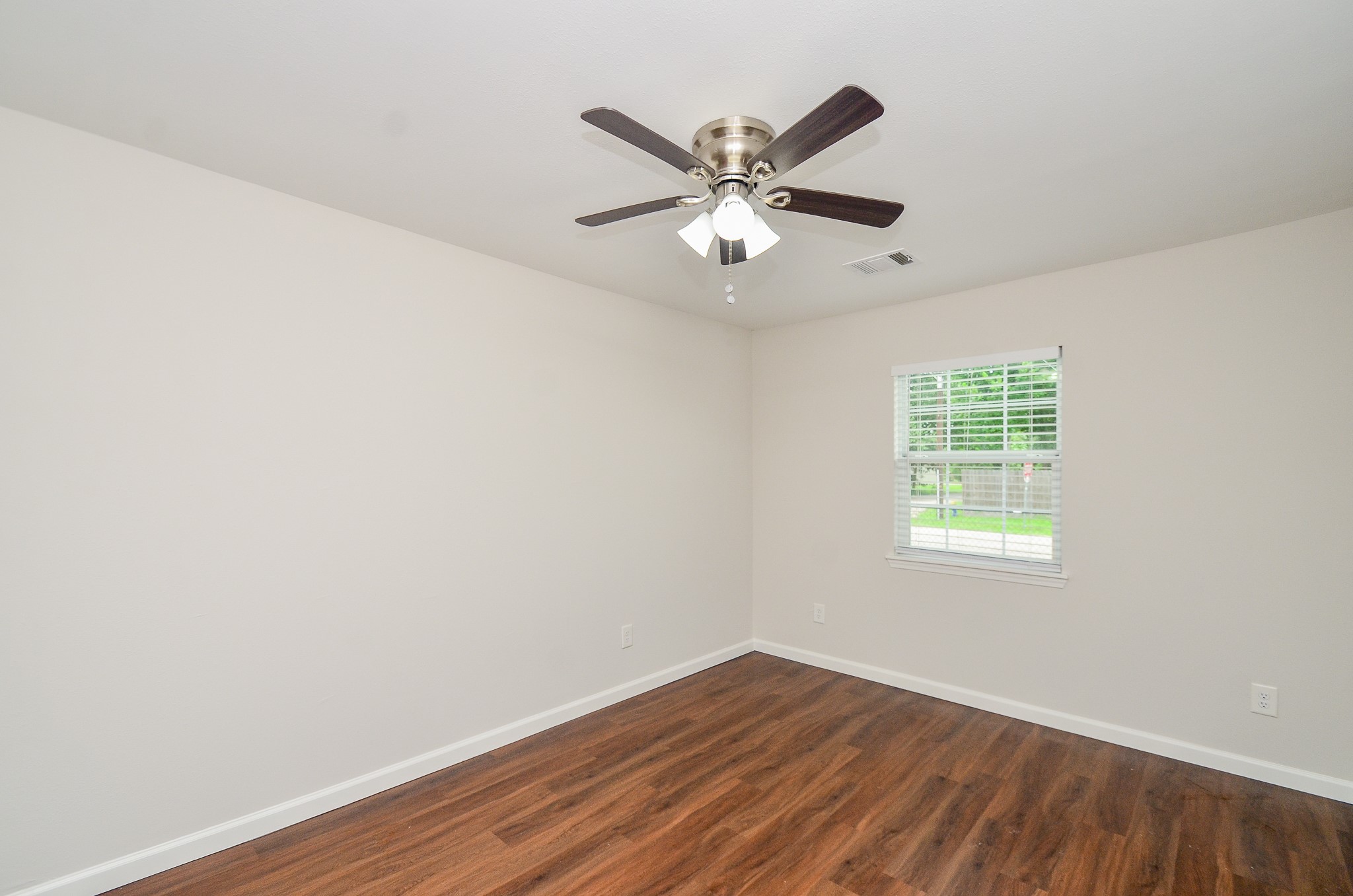 6425 Sidney Street Property Photo 12