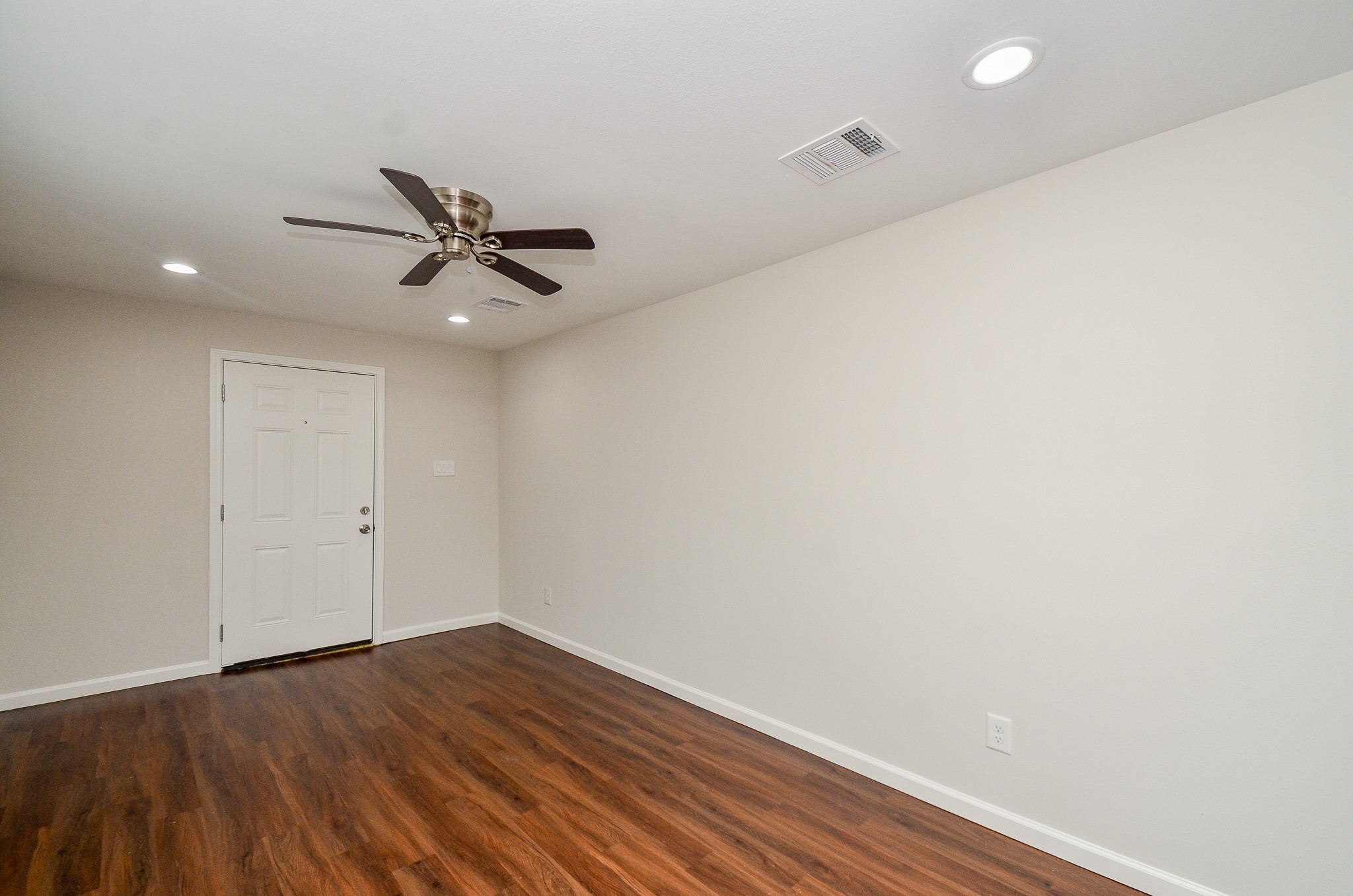 6425 Sidney Street Property Photo 20