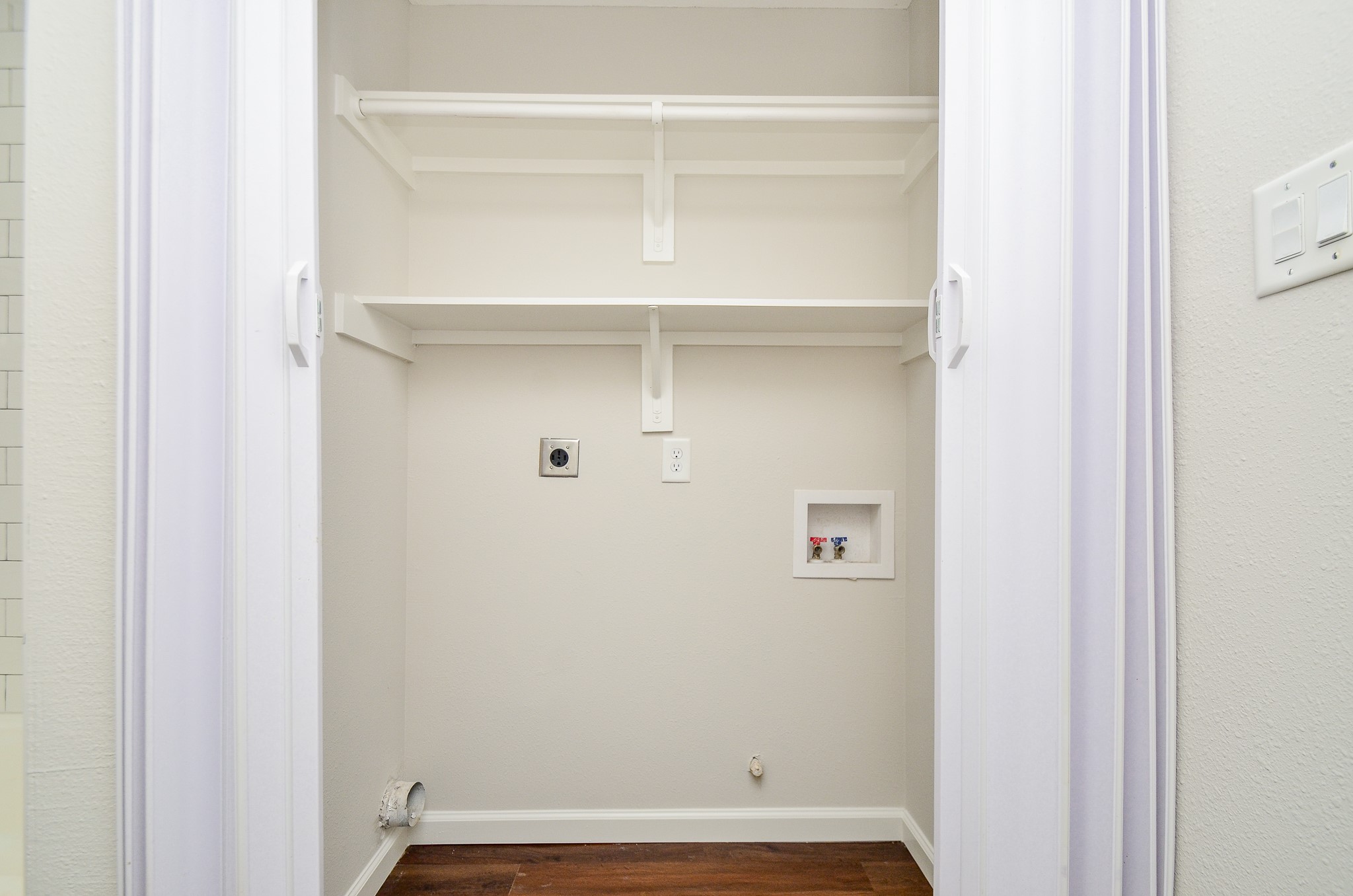 6425 Sidney Street Property Photo 25