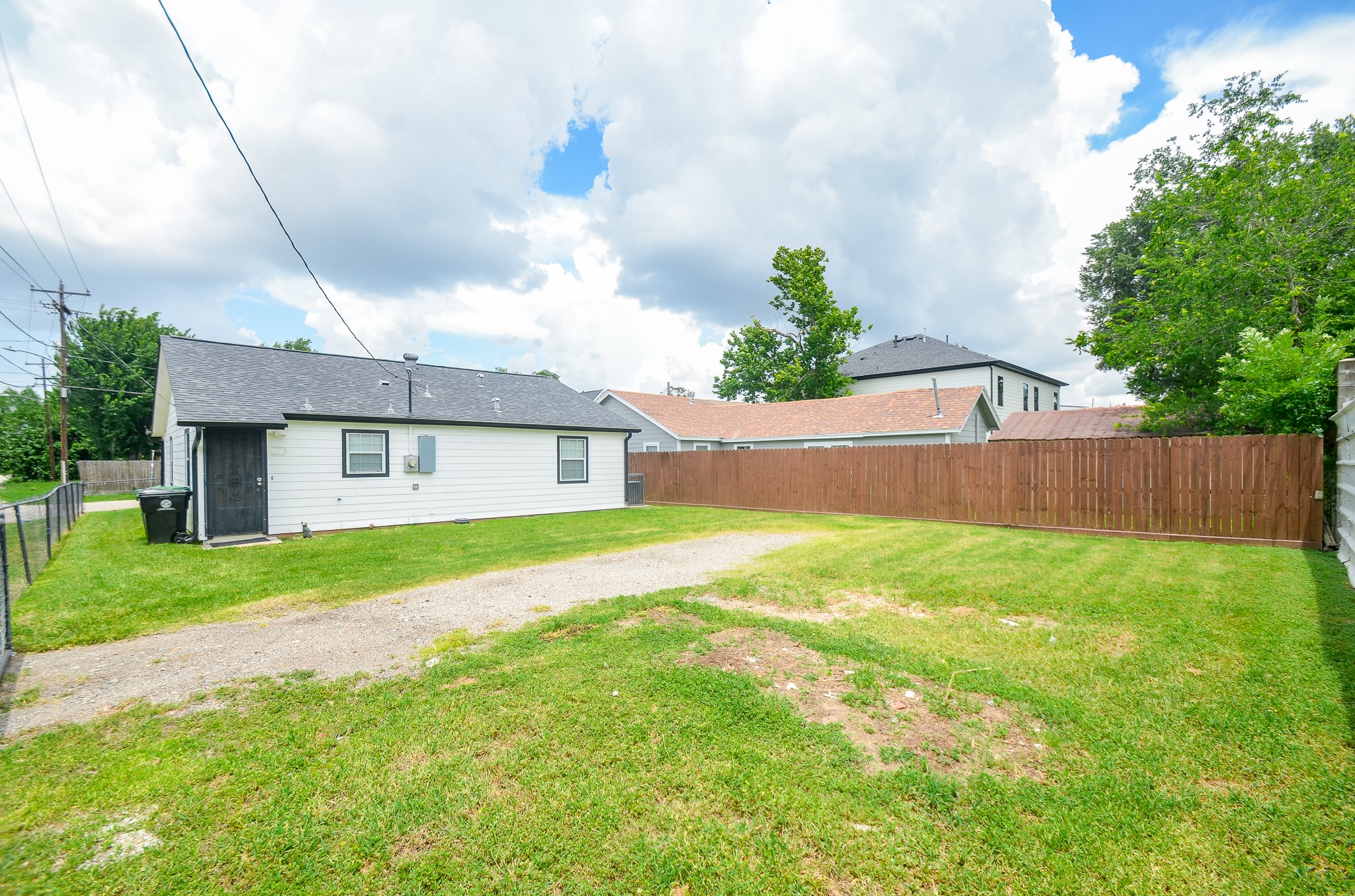 6425 Sidney Street Property Photo 27