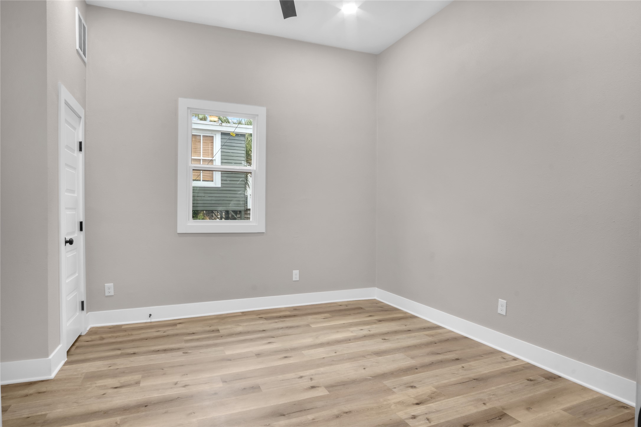 614 11th Street Property Photo 22