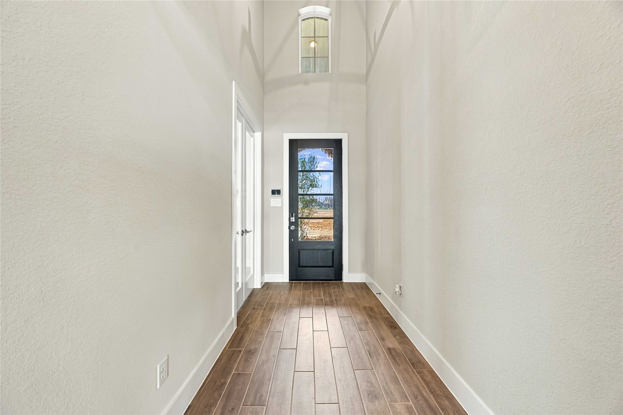 2922 Coastal Sage Lane Property Photo 5