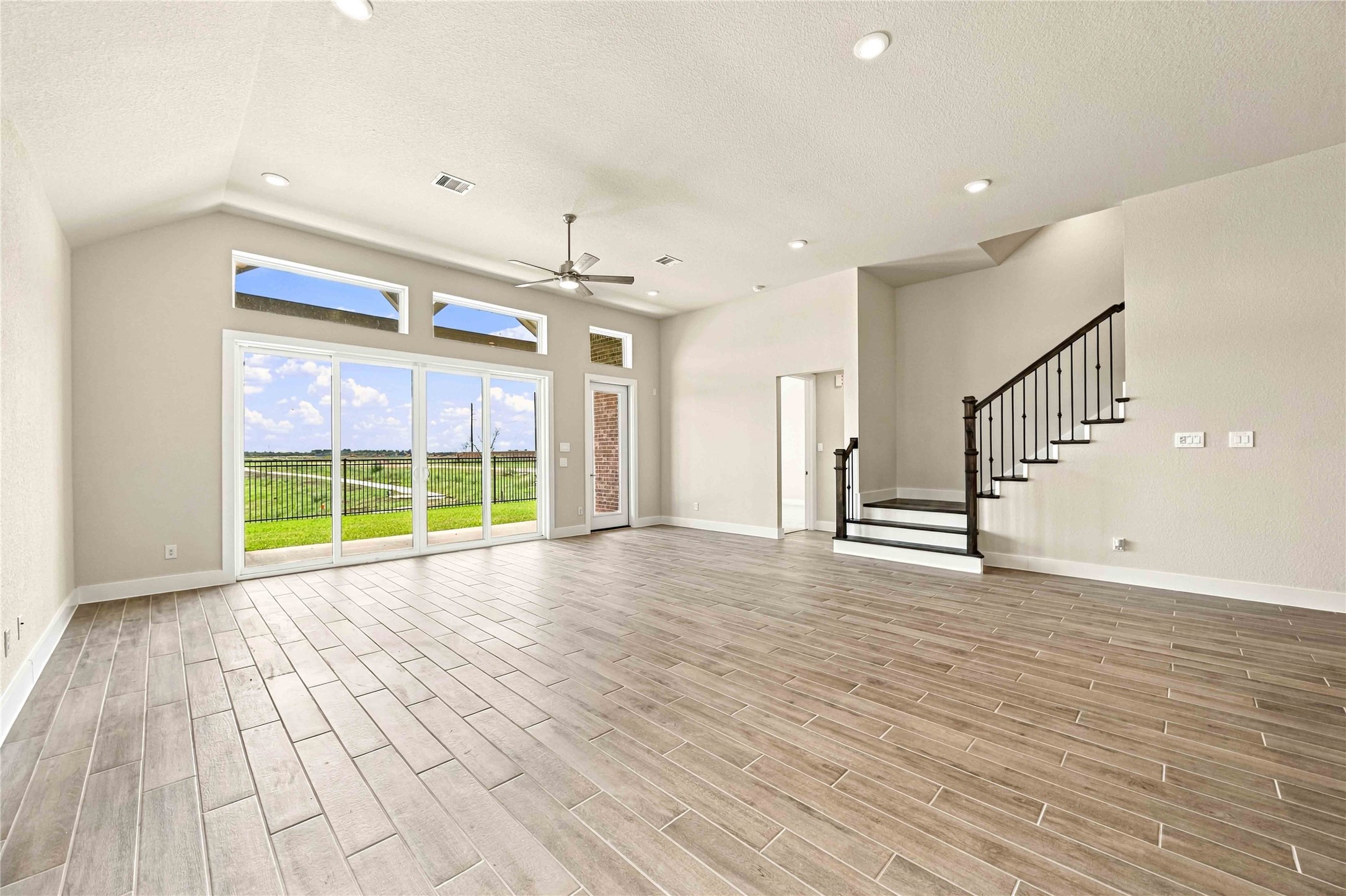 2922 Coastal Sage Lane Property Photo 8