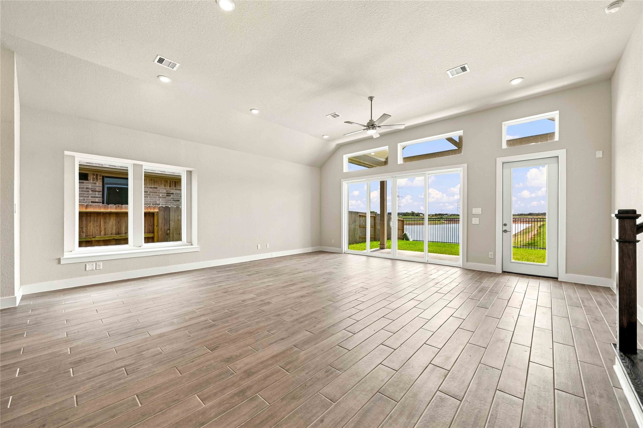 2922 Coastal Sage Lane Property Photo 18