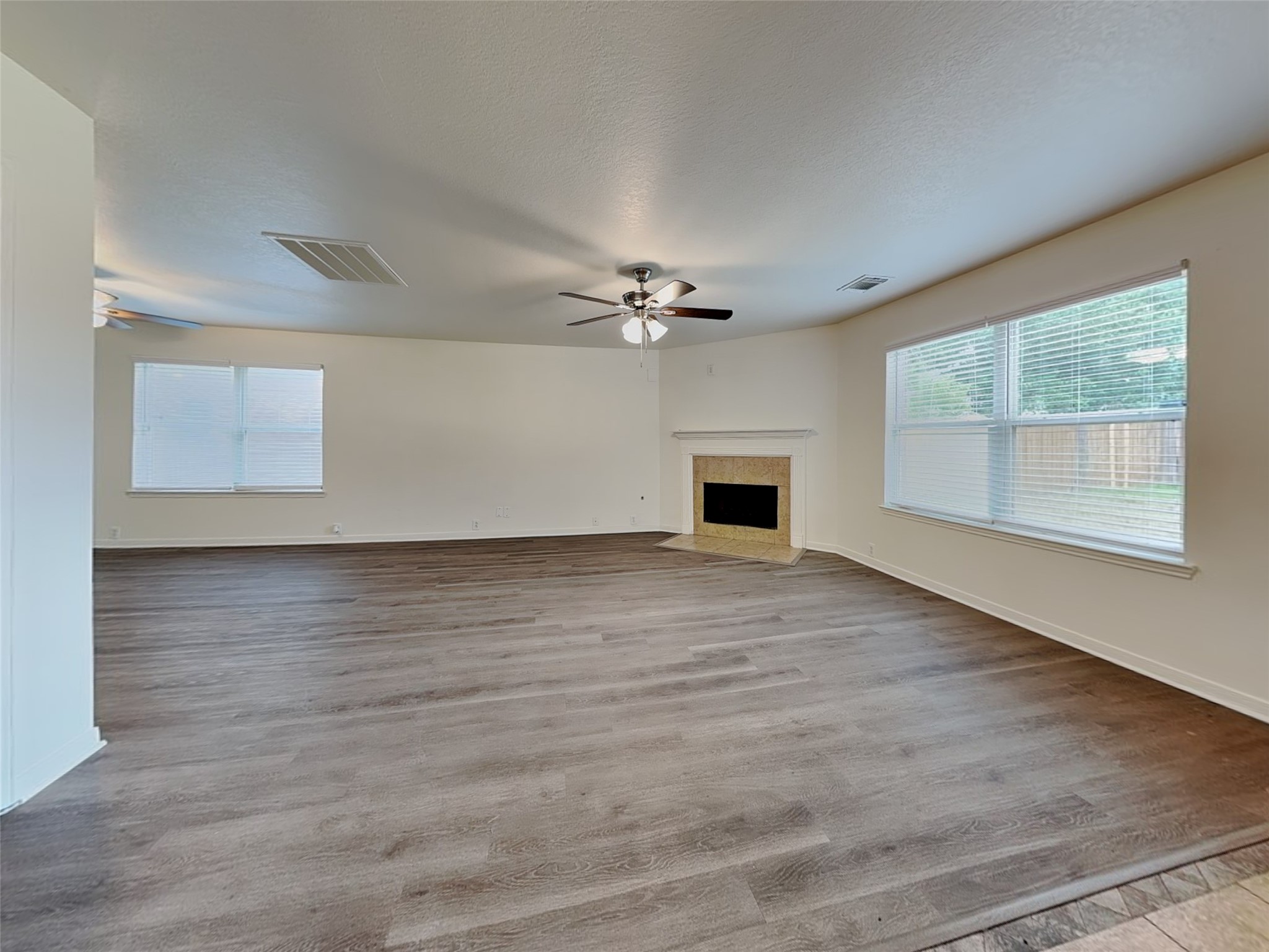 11806 Skydale Drive Property Photo 5