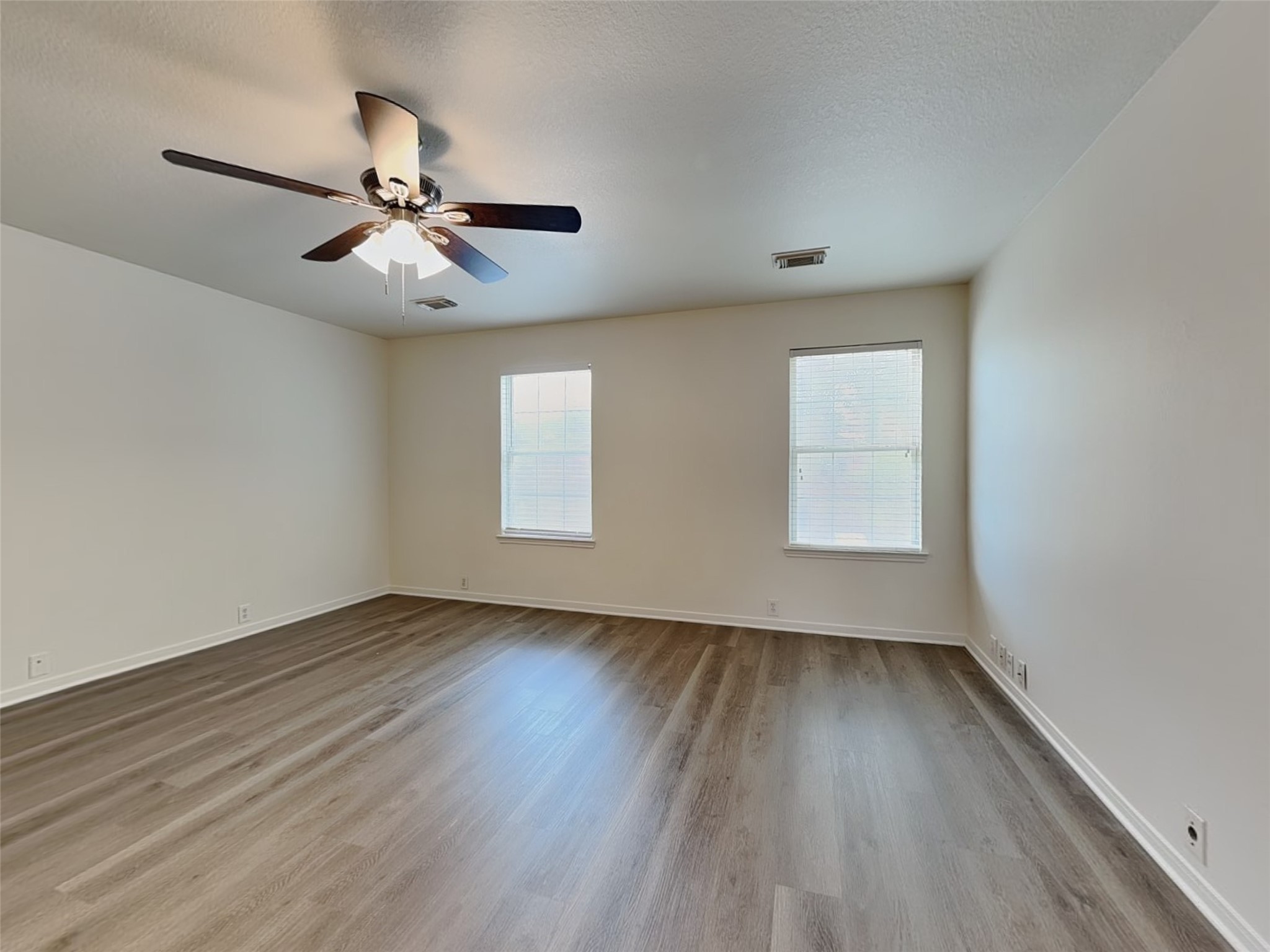 11806 Skydale Drive Property Photo 10