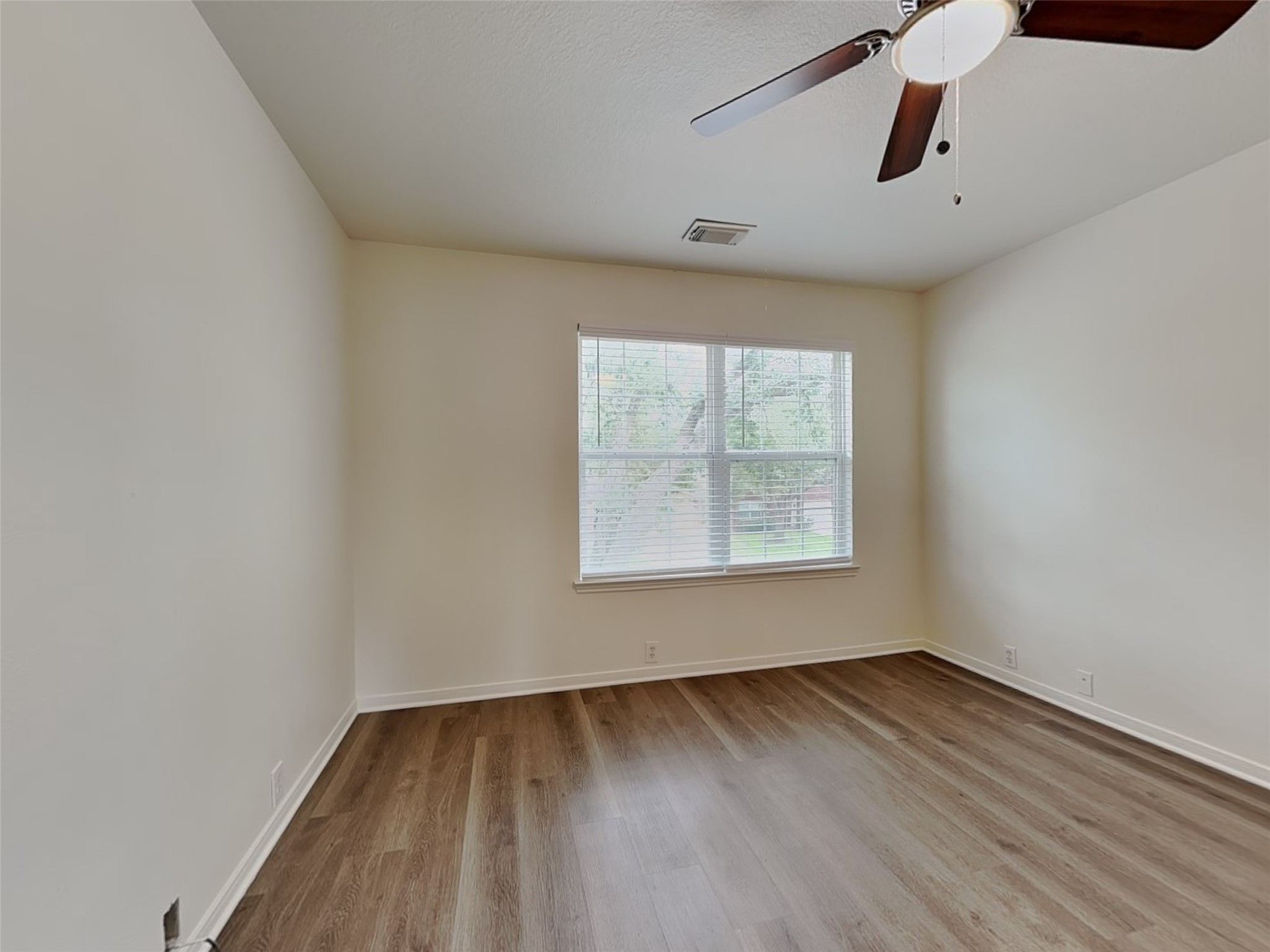11806 Skydale Drive Property Photo 17