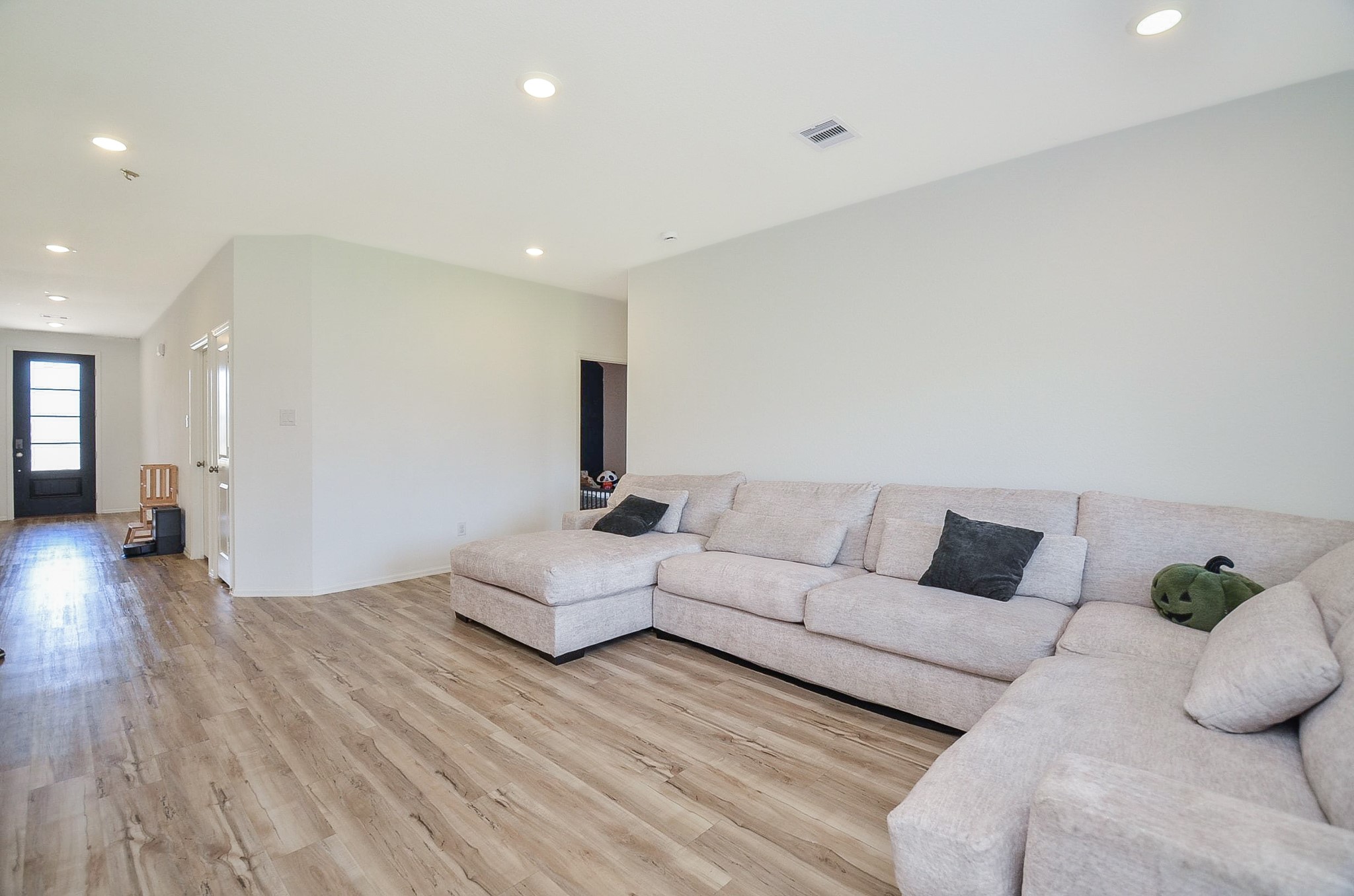5118 Winslow Grove Drive Property Photo 10