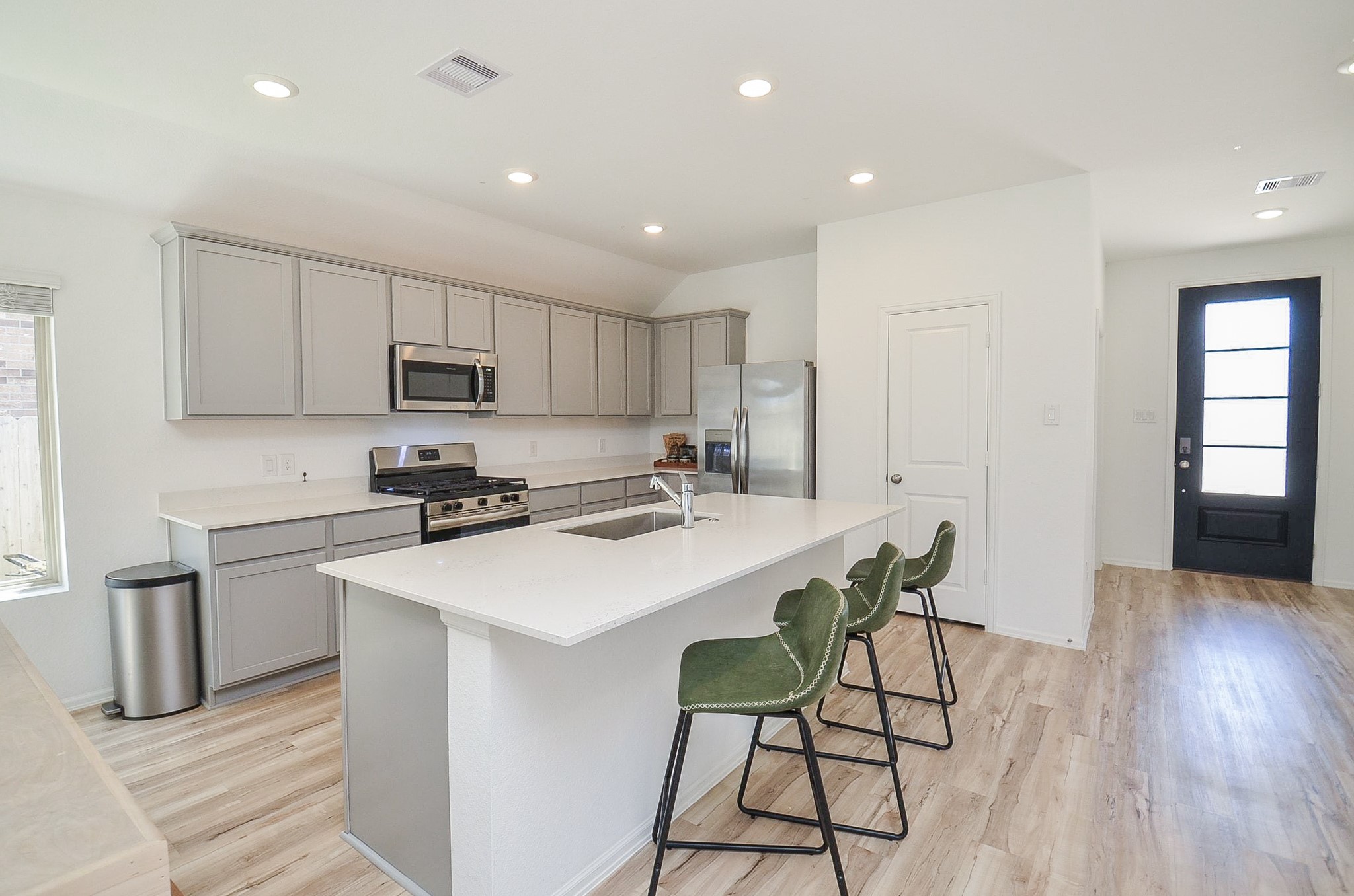 5118 Winslow Grove Drive Property Photo 12