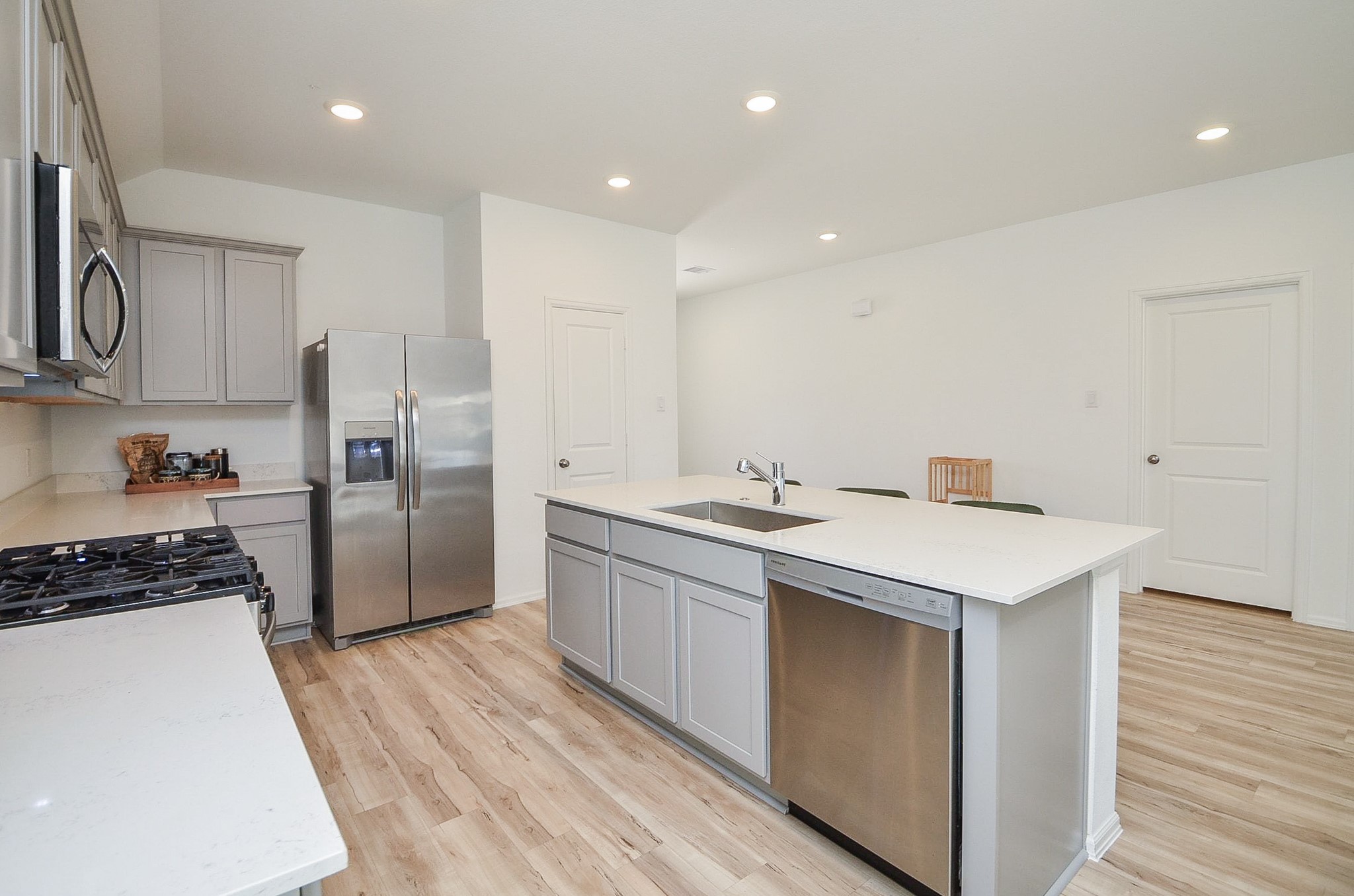5118 Winslow Grove Drive Property Photo 13