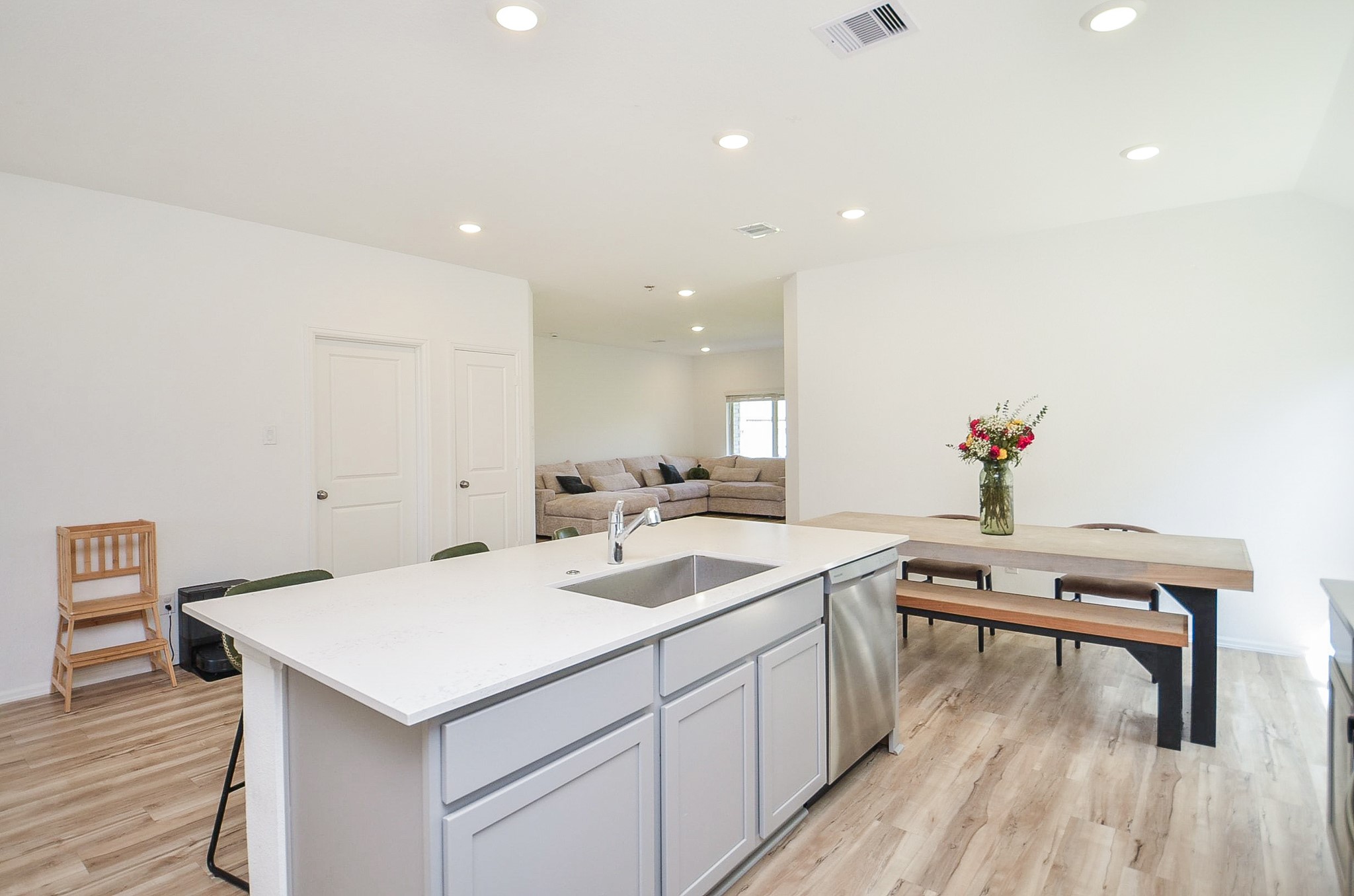 5118 Winslow Grove Drive Property Photo 16