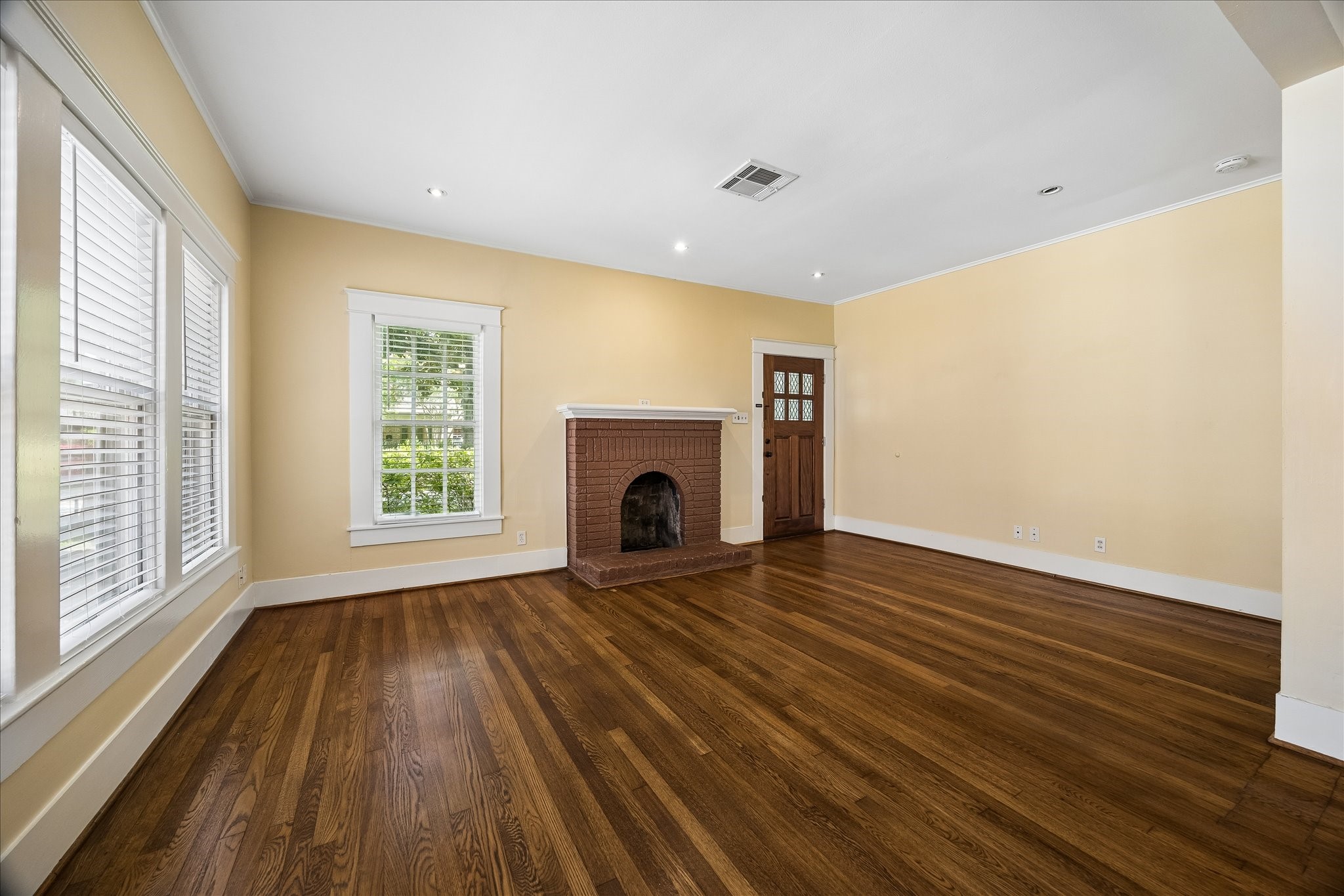 1719 Harold Street Property Photo 2