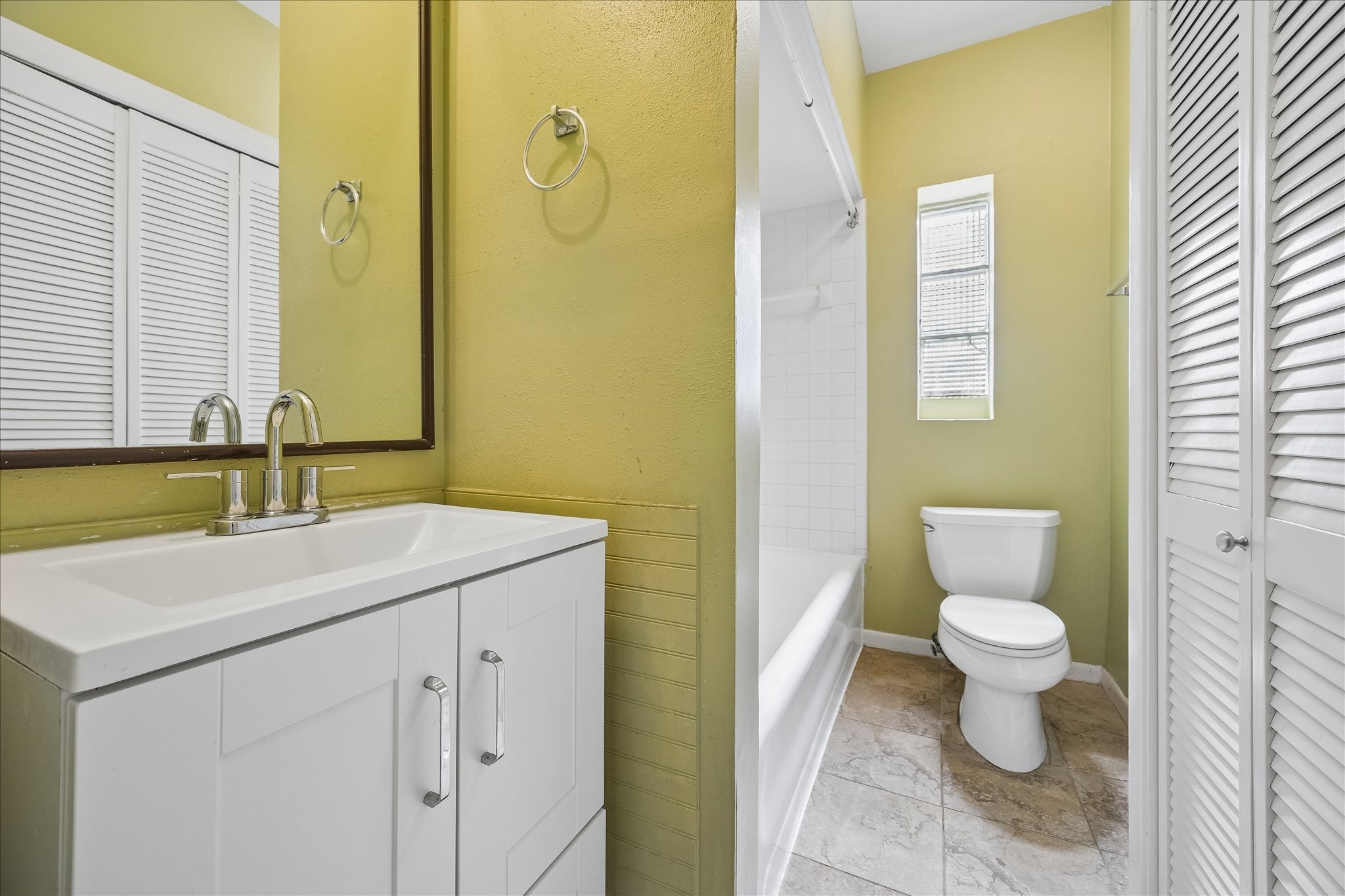 1719 Harold Street Property Photo 13