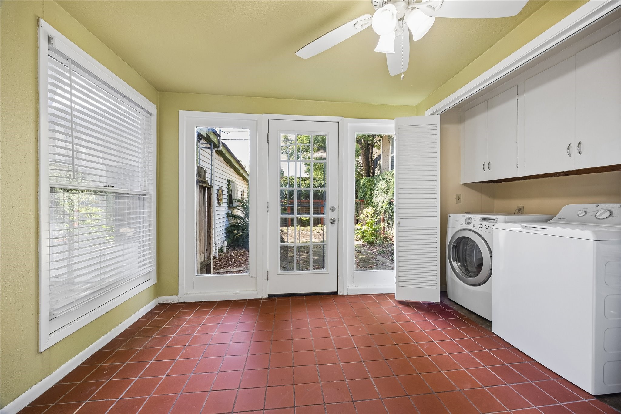 1719 Harold Street Property Photo 16