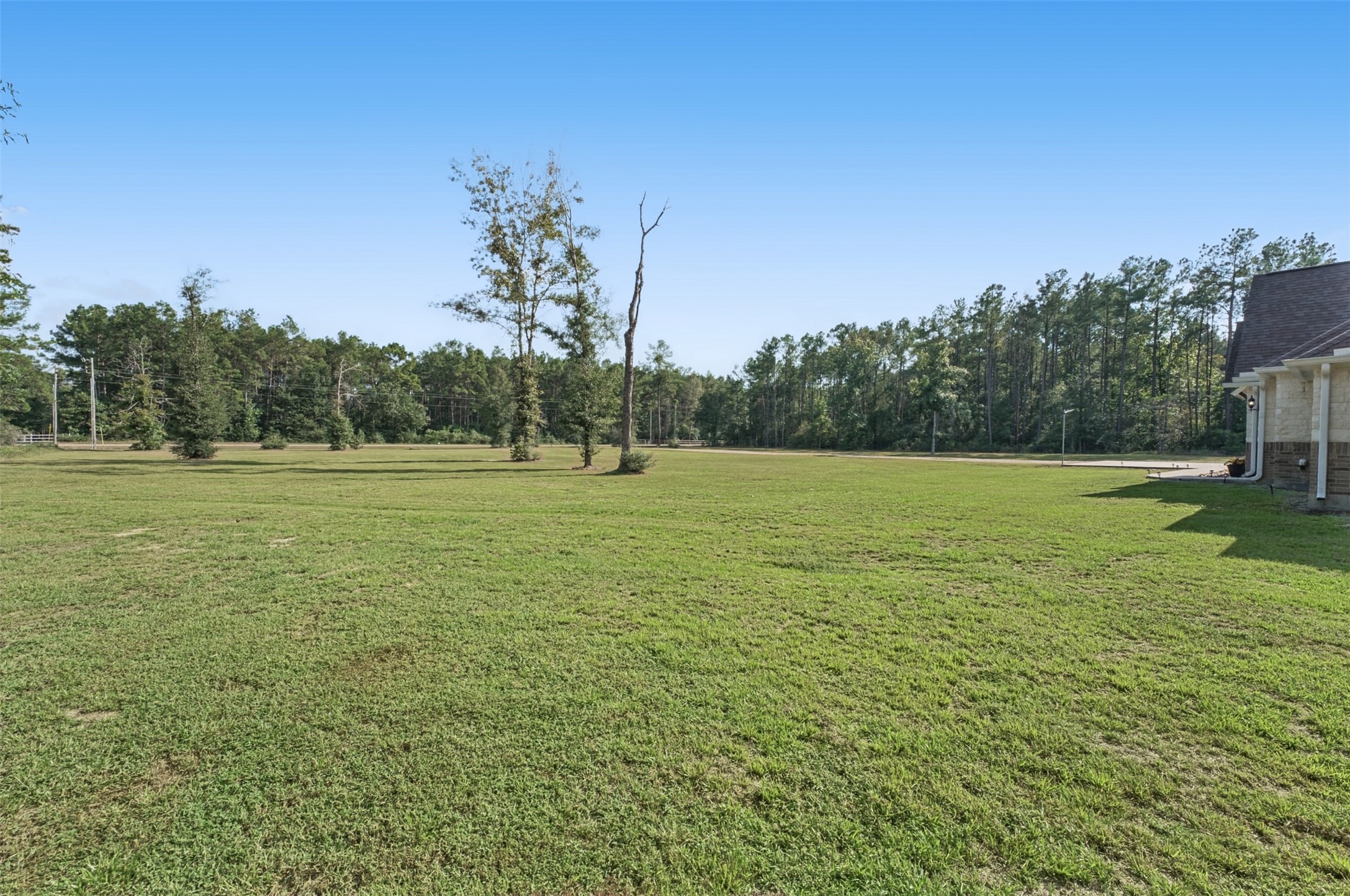 21113 Hereford Way Property Photo 38