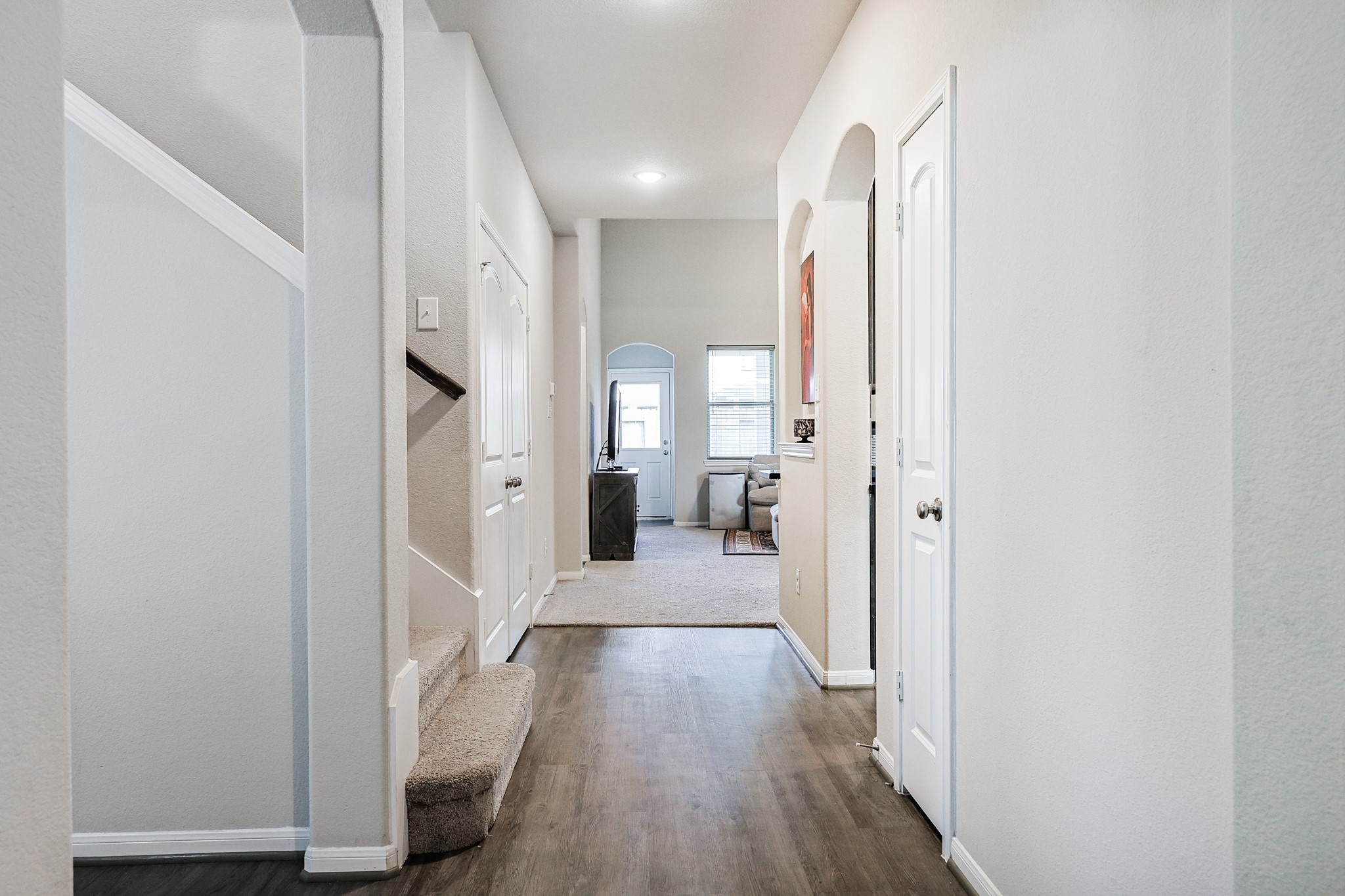 10423 Rochester Hills Lane Property Photo 4