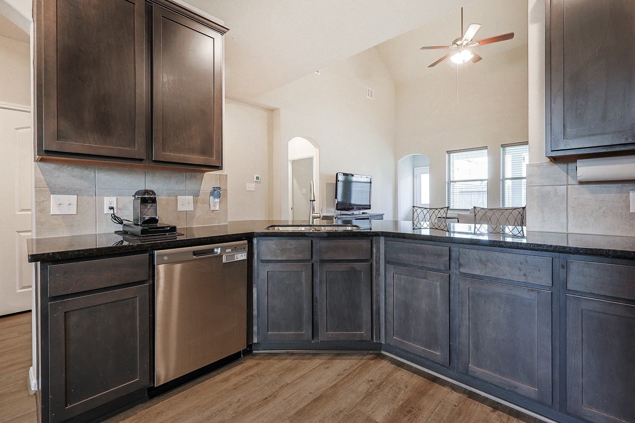10423 Rochester Hills Lane Property Photo 13