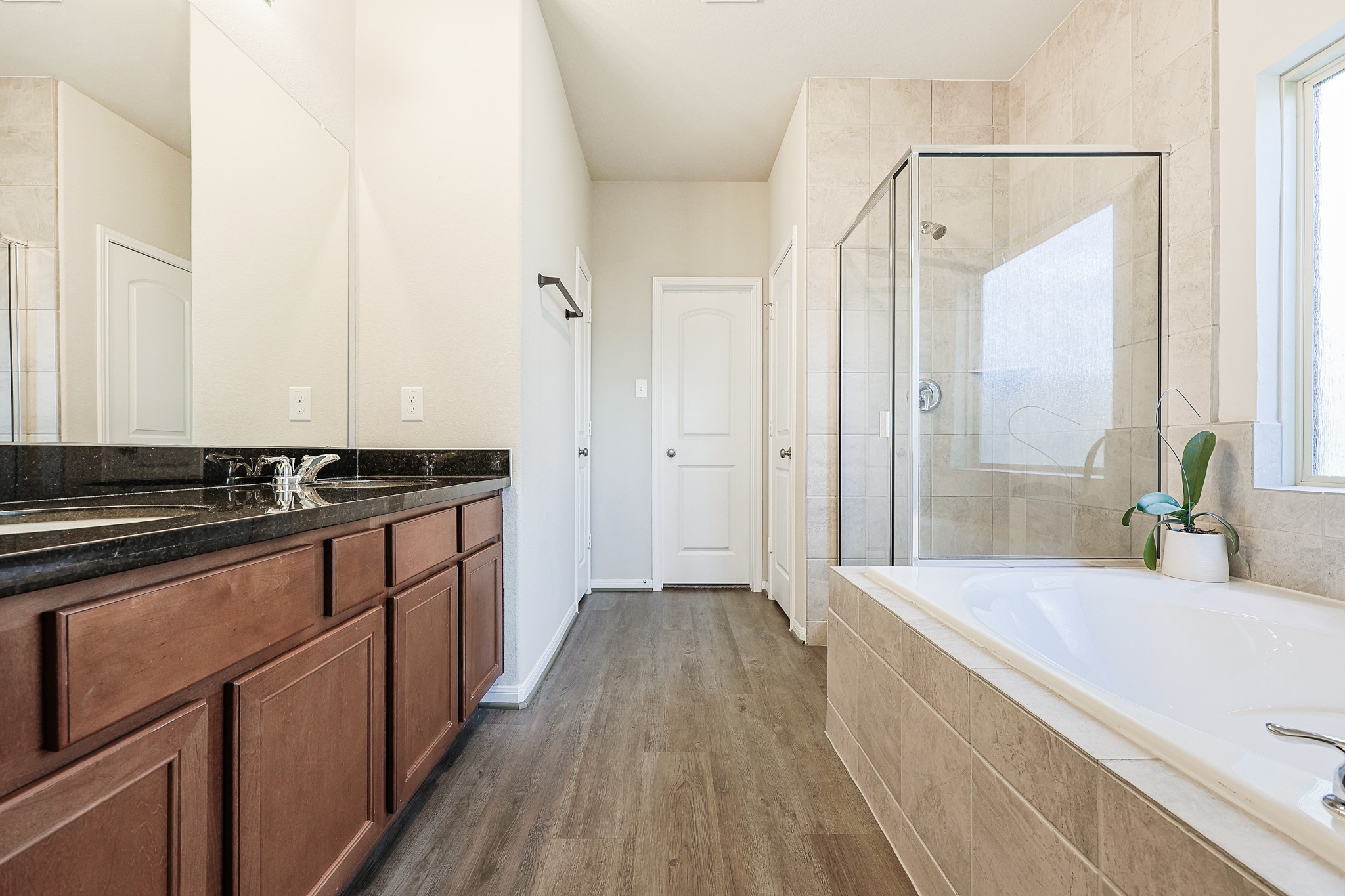 10423 Rochester Hills Lane Property Photo 19