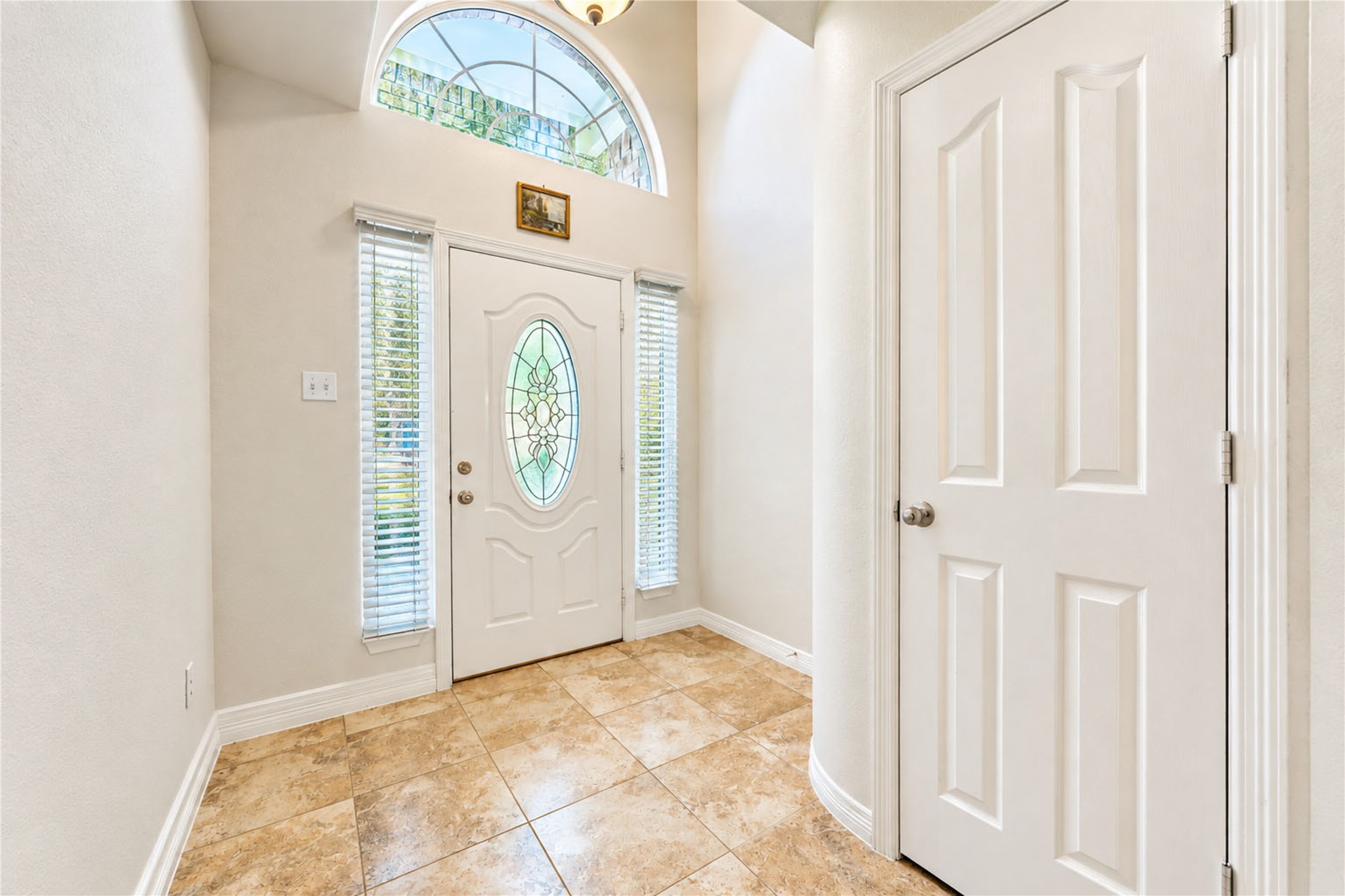 7522 S Linpar Court Property Photo 9