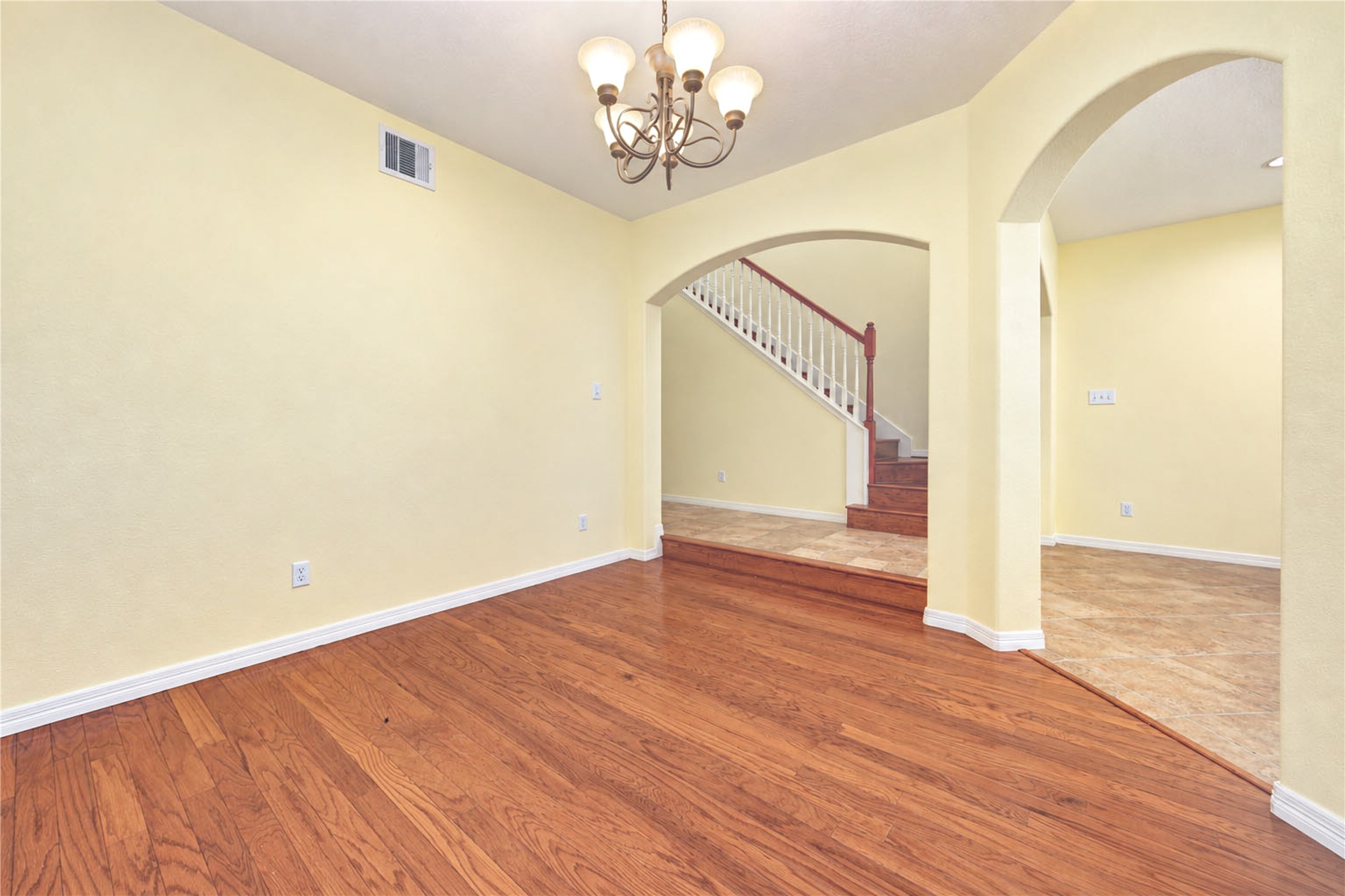 7522 S Linpar Court Property Photo 11