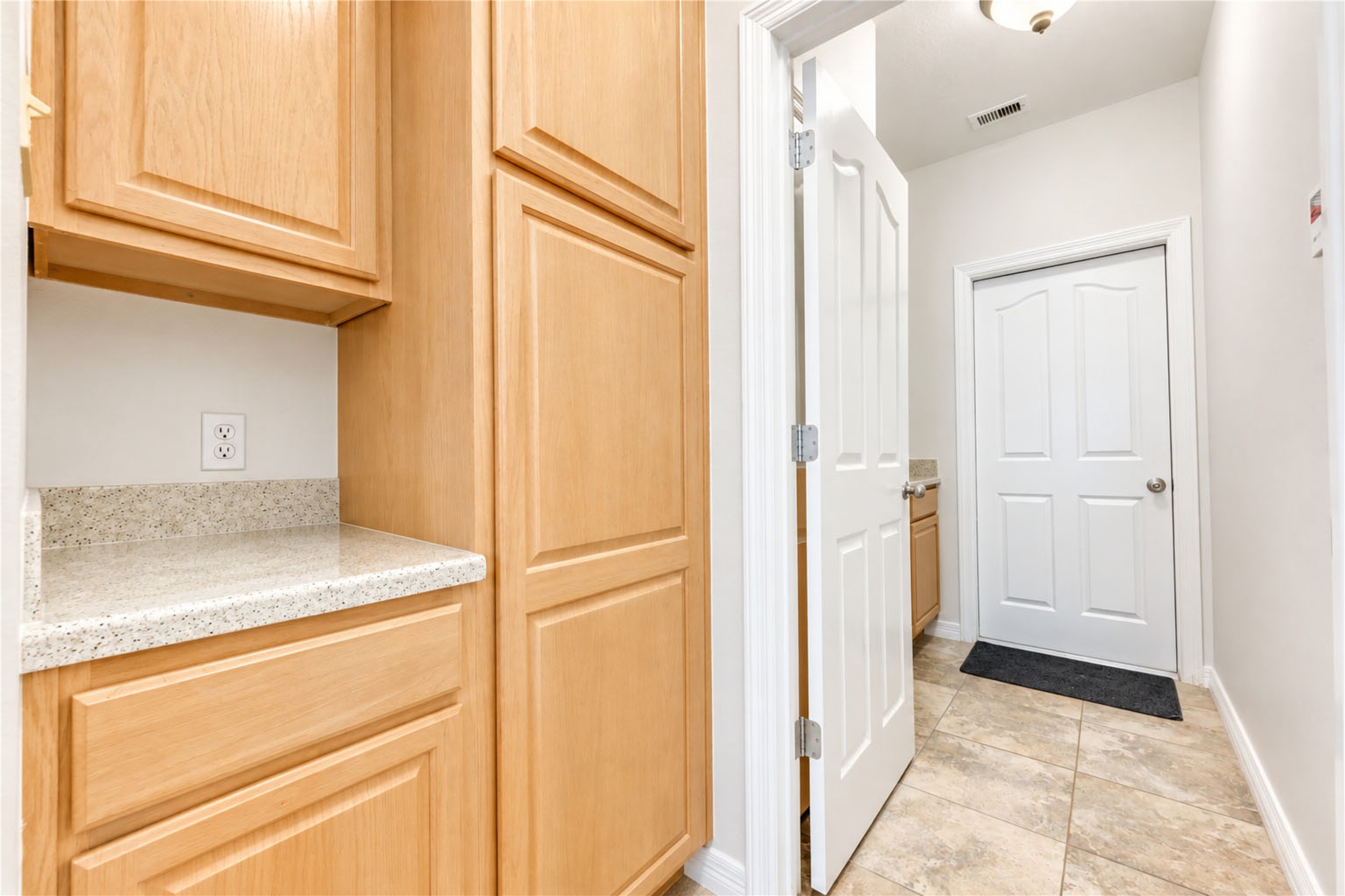 7522 S Linpar Court Property Photo 22