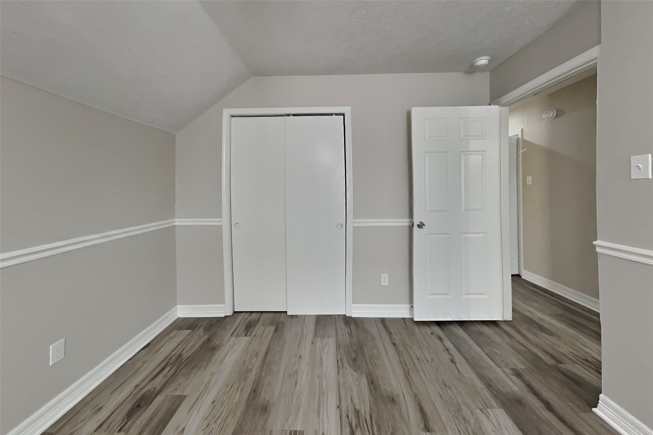 2511 Pecan Grove Court Property Photo 17