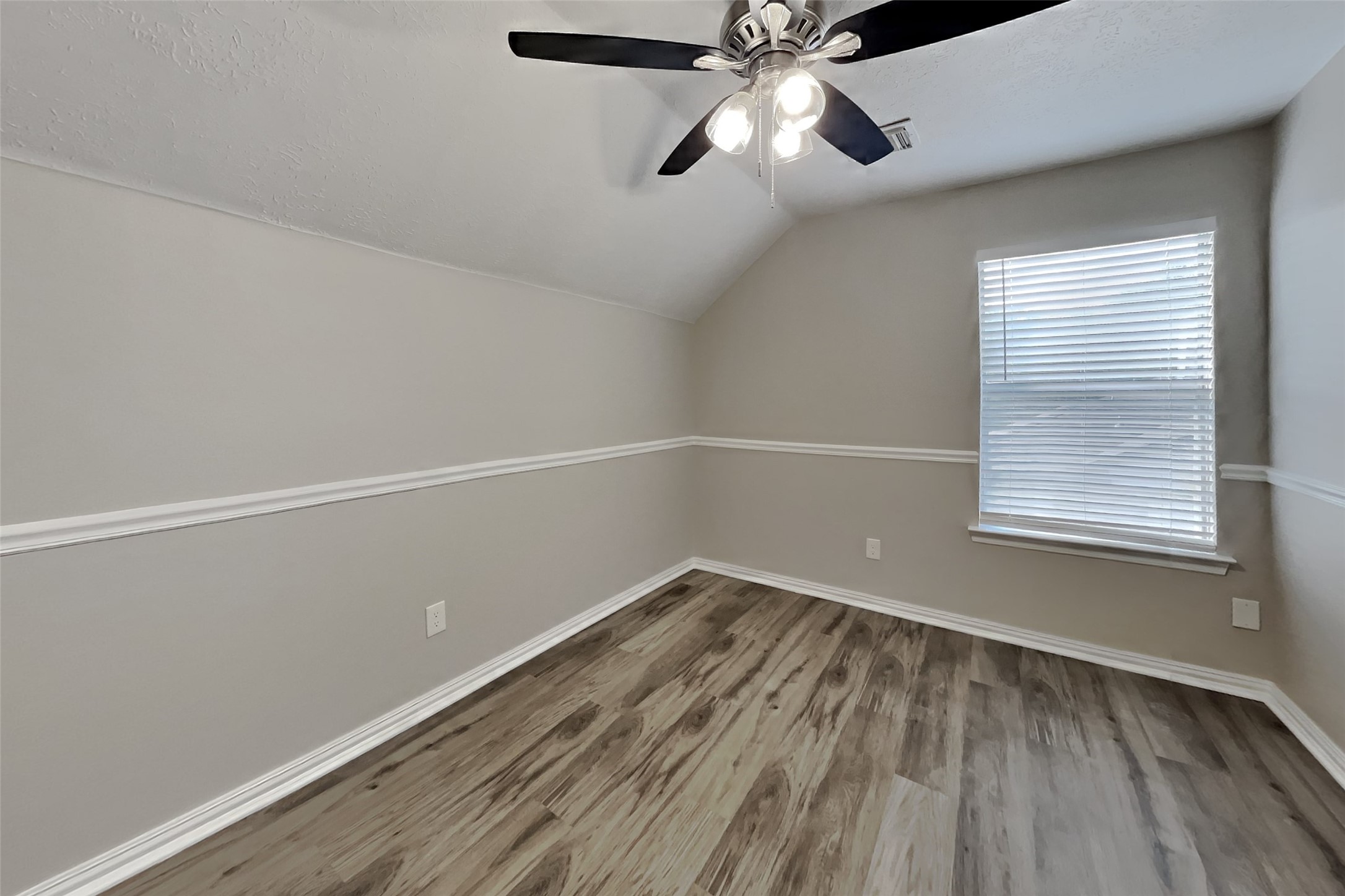 2511 Pecan Grove Court Property Photo 19
