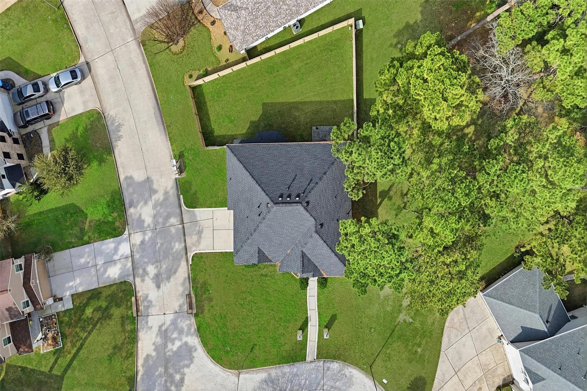 19103 Olympic Circle Property Photo 25