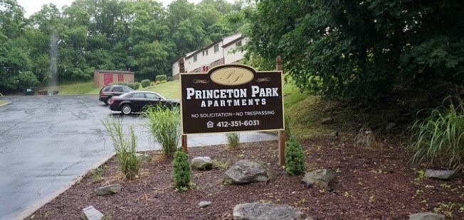 1486 Princeton Boulevard Property Photo 3
