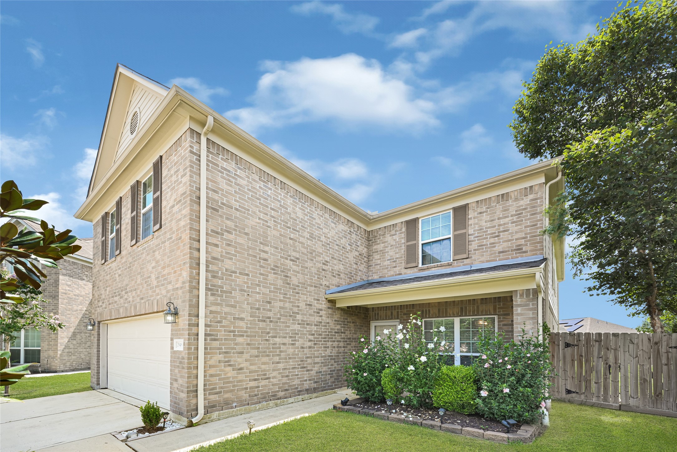 29467 Iris Bloom Court Property Photo 2