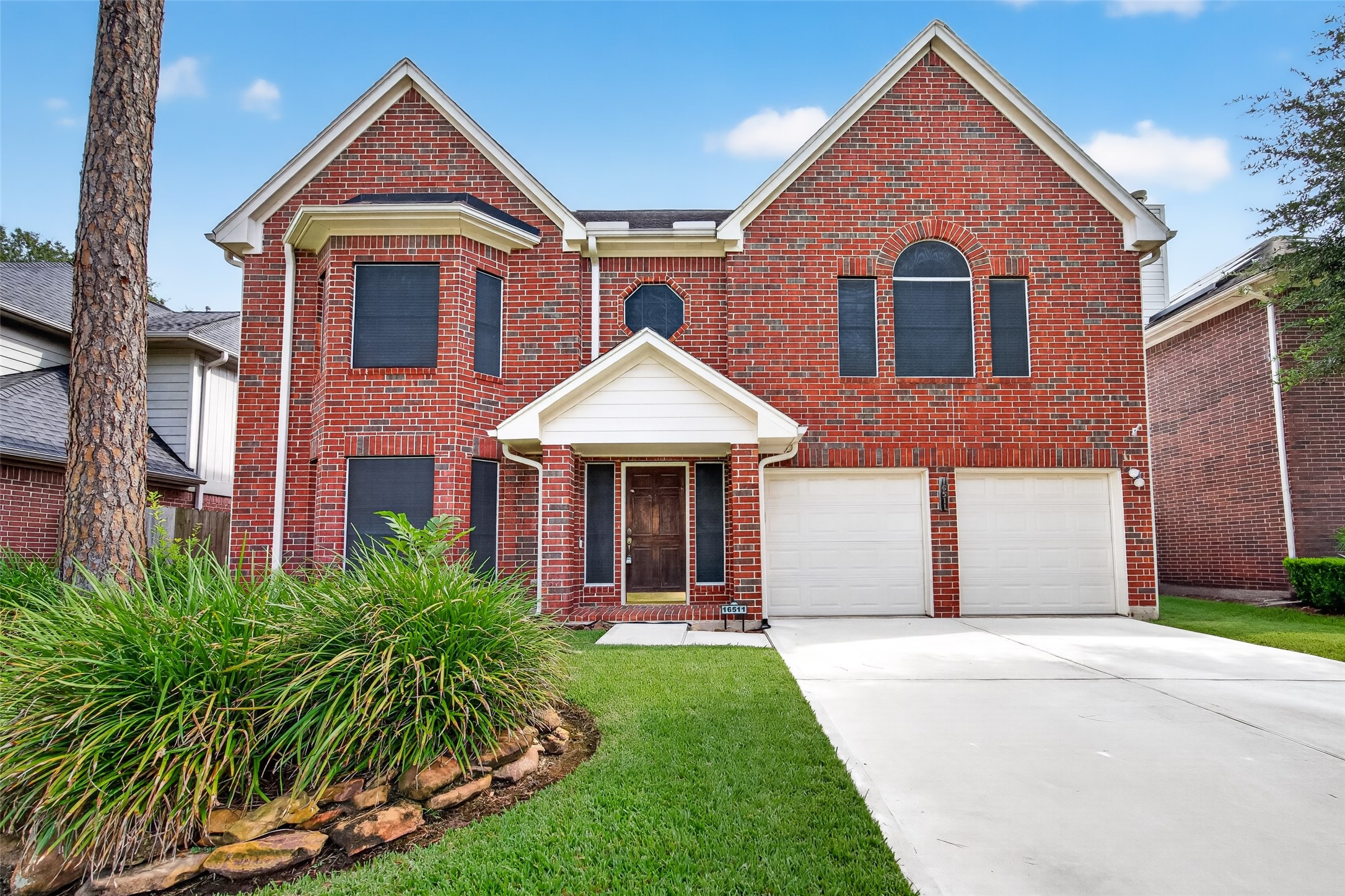 16511 Dawncrest Way Property Photo 1
