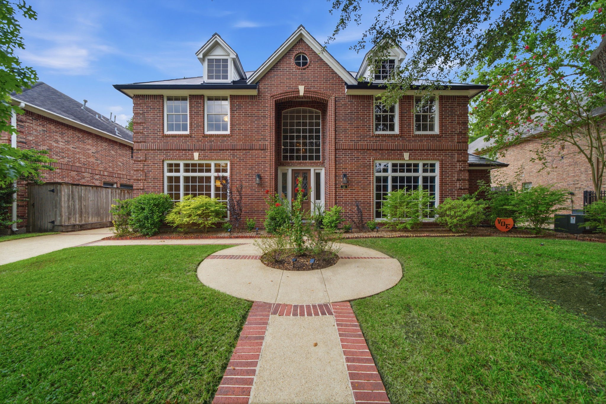 14 Hilshire Grove Lane Property Photo 1
