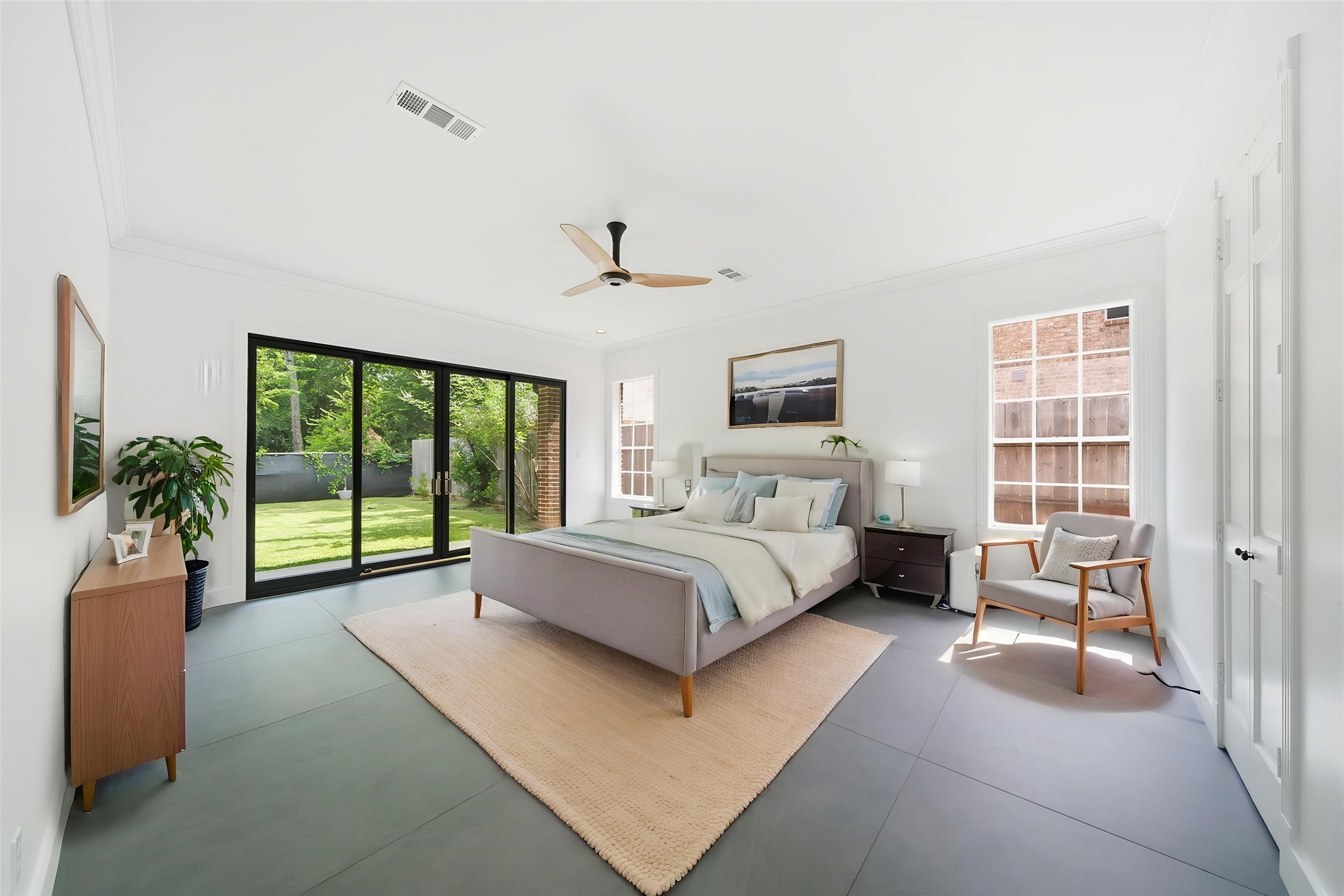 14 Hilshire Grove Lane Property Photo 8