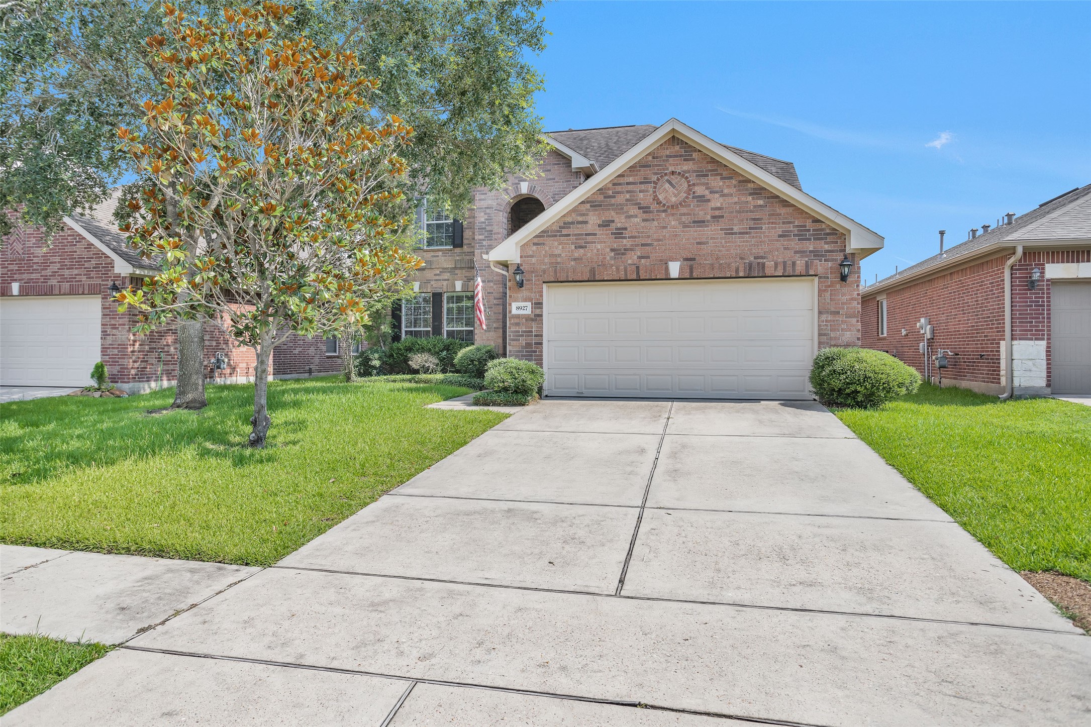 8927 Headstall Drive Property Photo 1