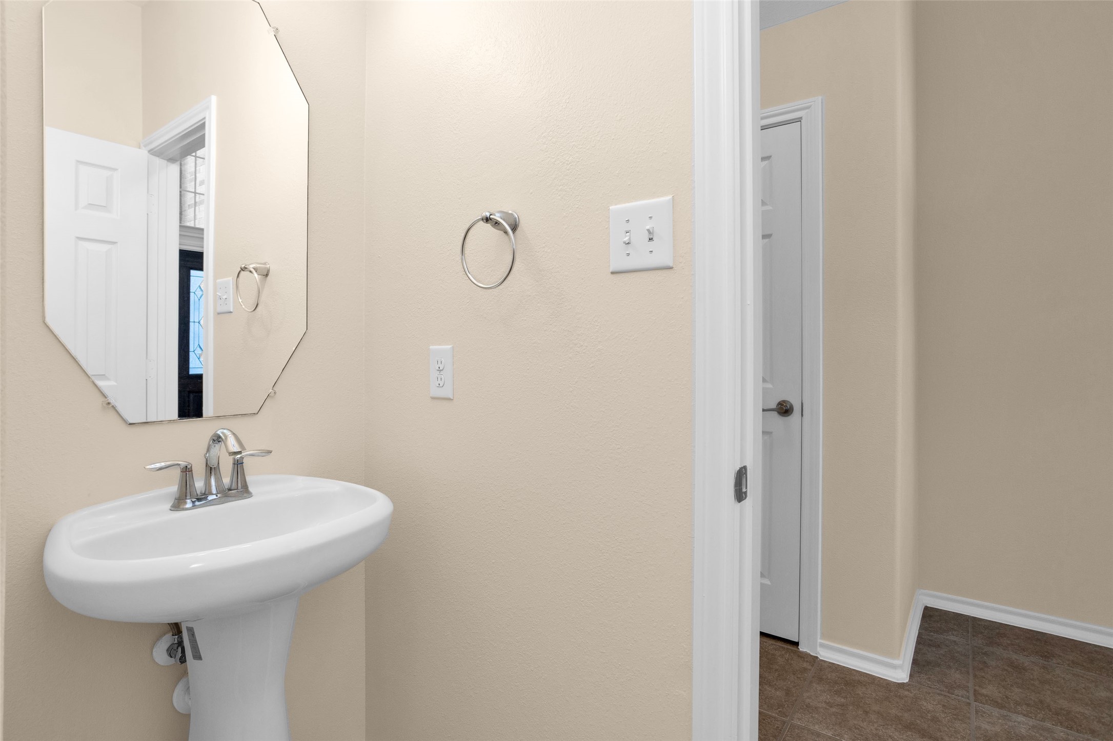8927 Headstall Drive Property Photo 11