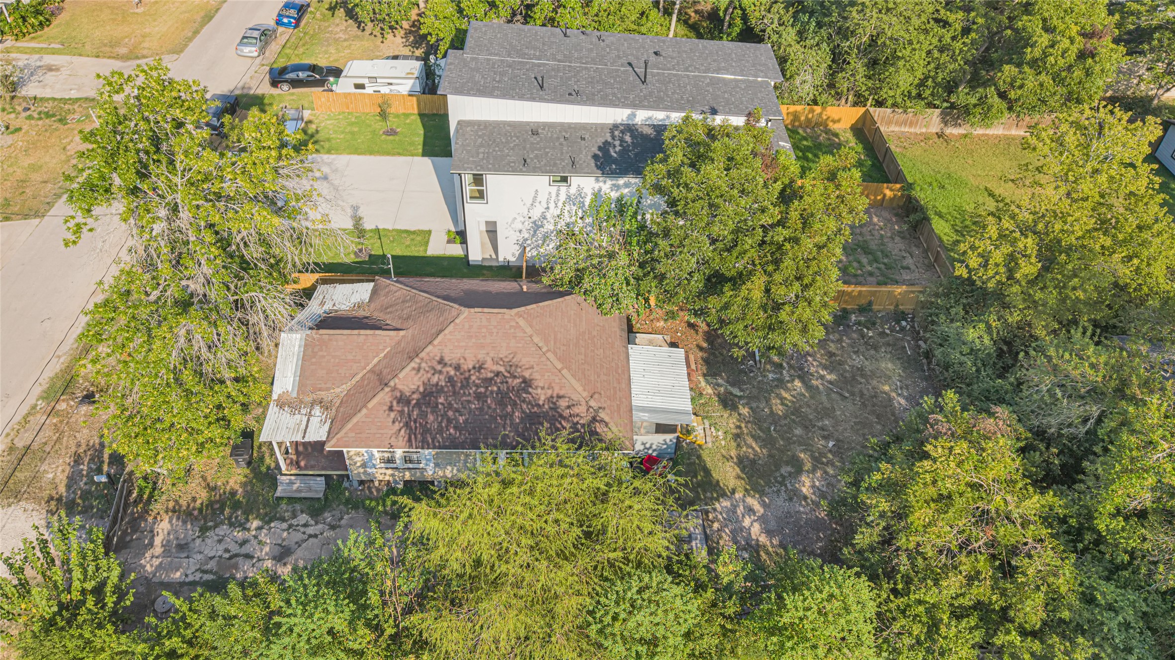 5214 Higgins Street Property Photo 1