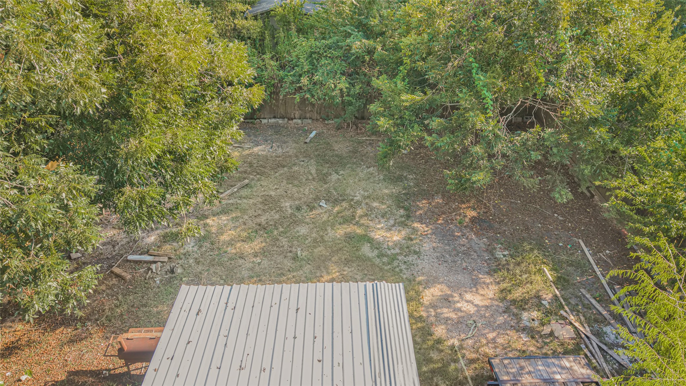 5214 Higgins Street Property Photo 3