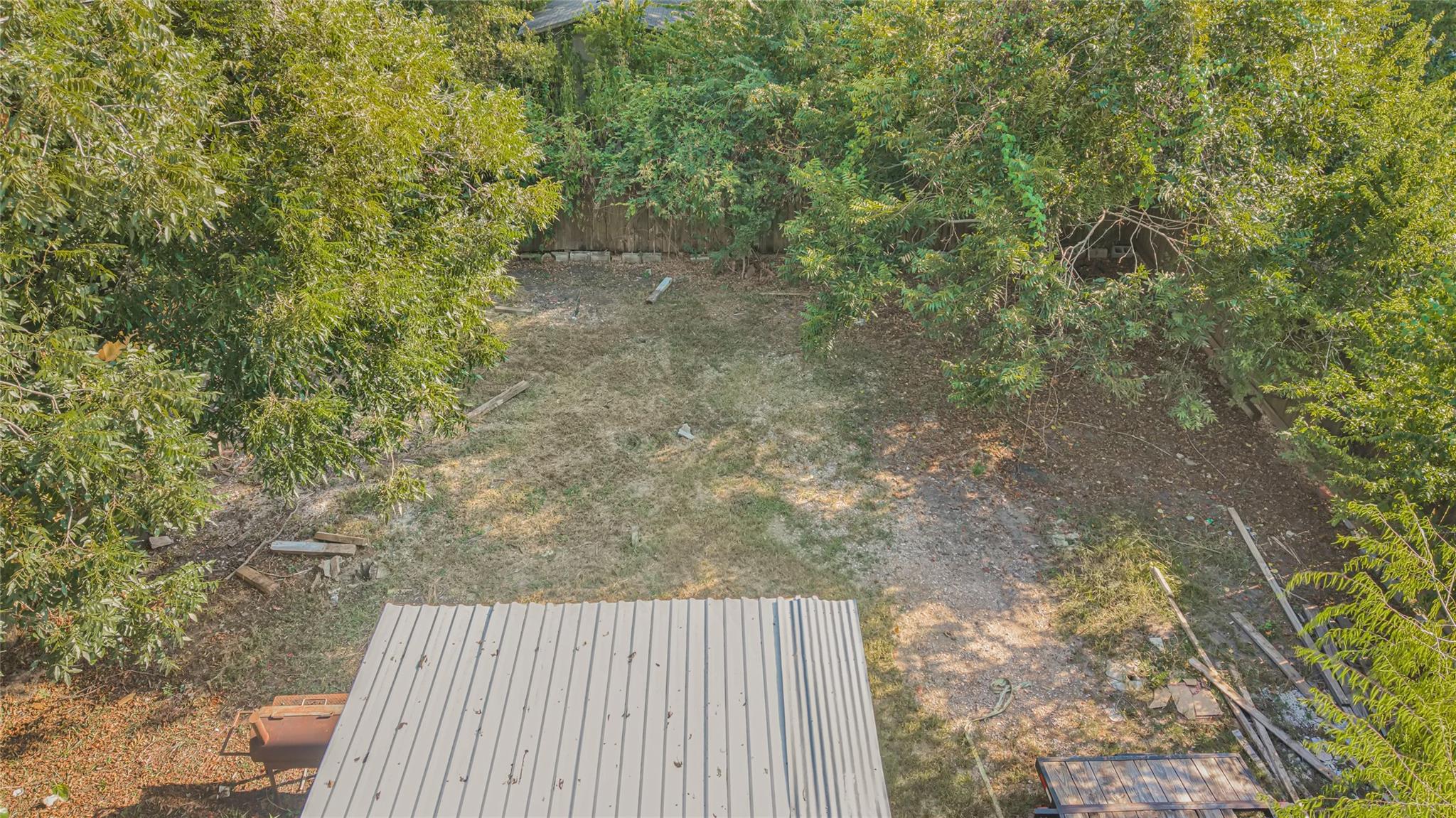 5214 Higgins Street, Houston Tx 77033 Property Photo 3