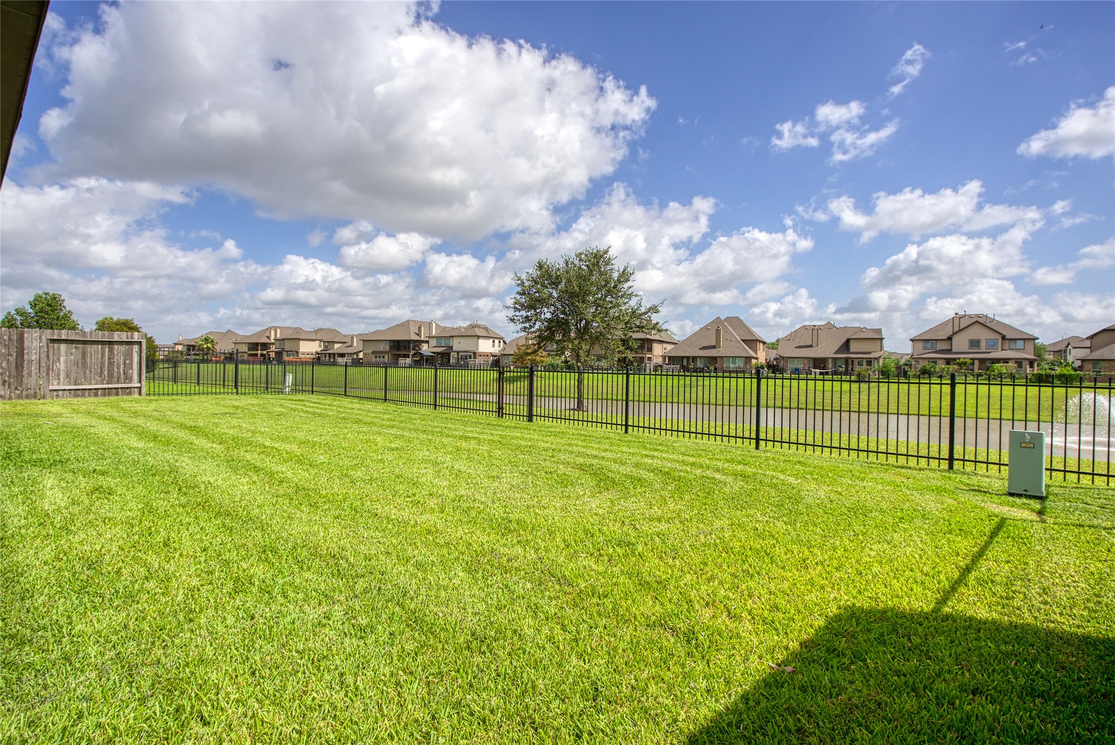 13815 Wixford Trail Property Photo 31