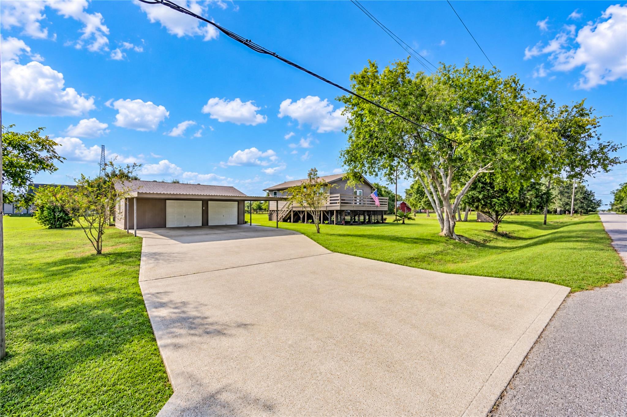 11605 Strom Property Photo 2