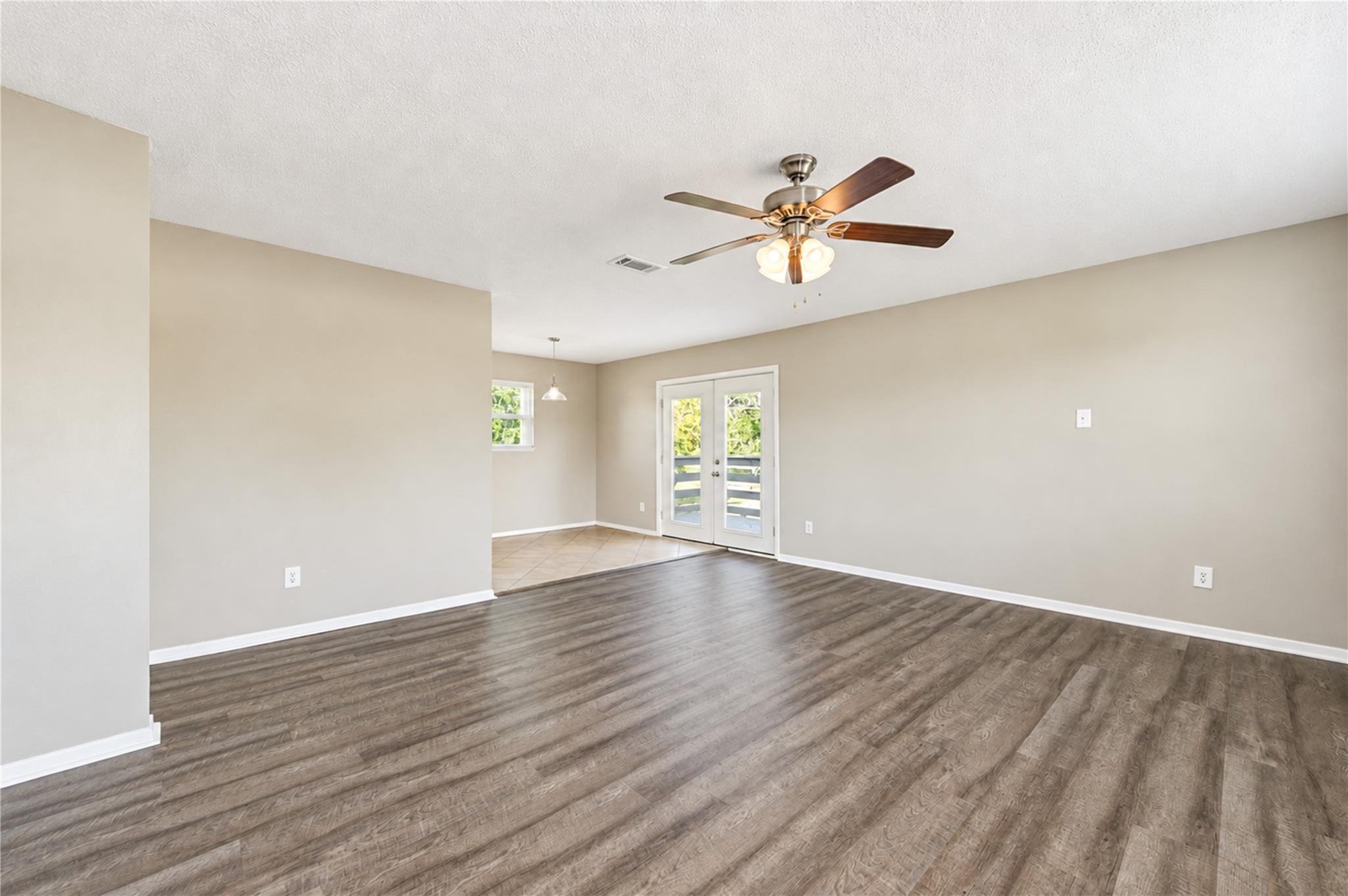 11605 Strom Property Photo 12